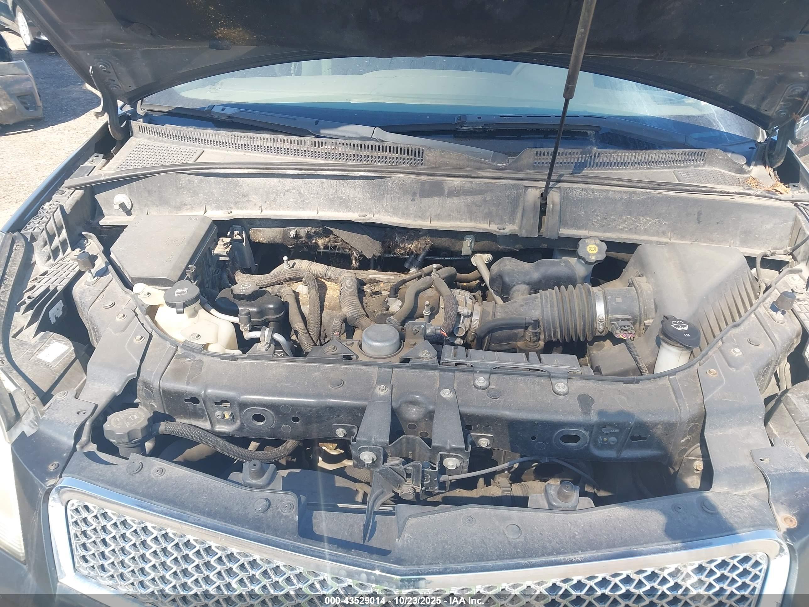 CHEVROLET TRAVERSE image 10