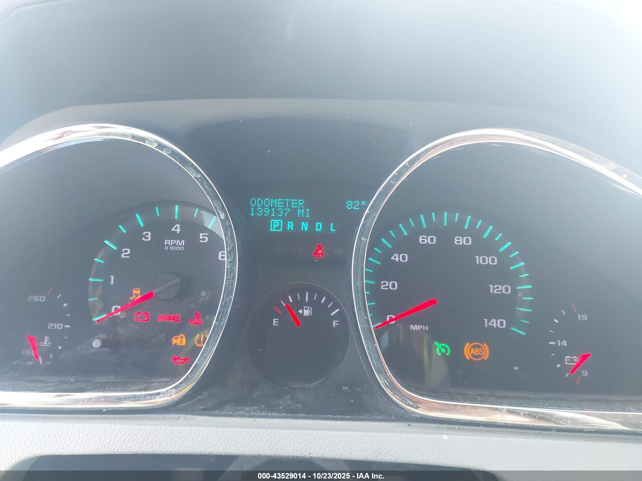 CHEVROLET TRAVERSE image 7