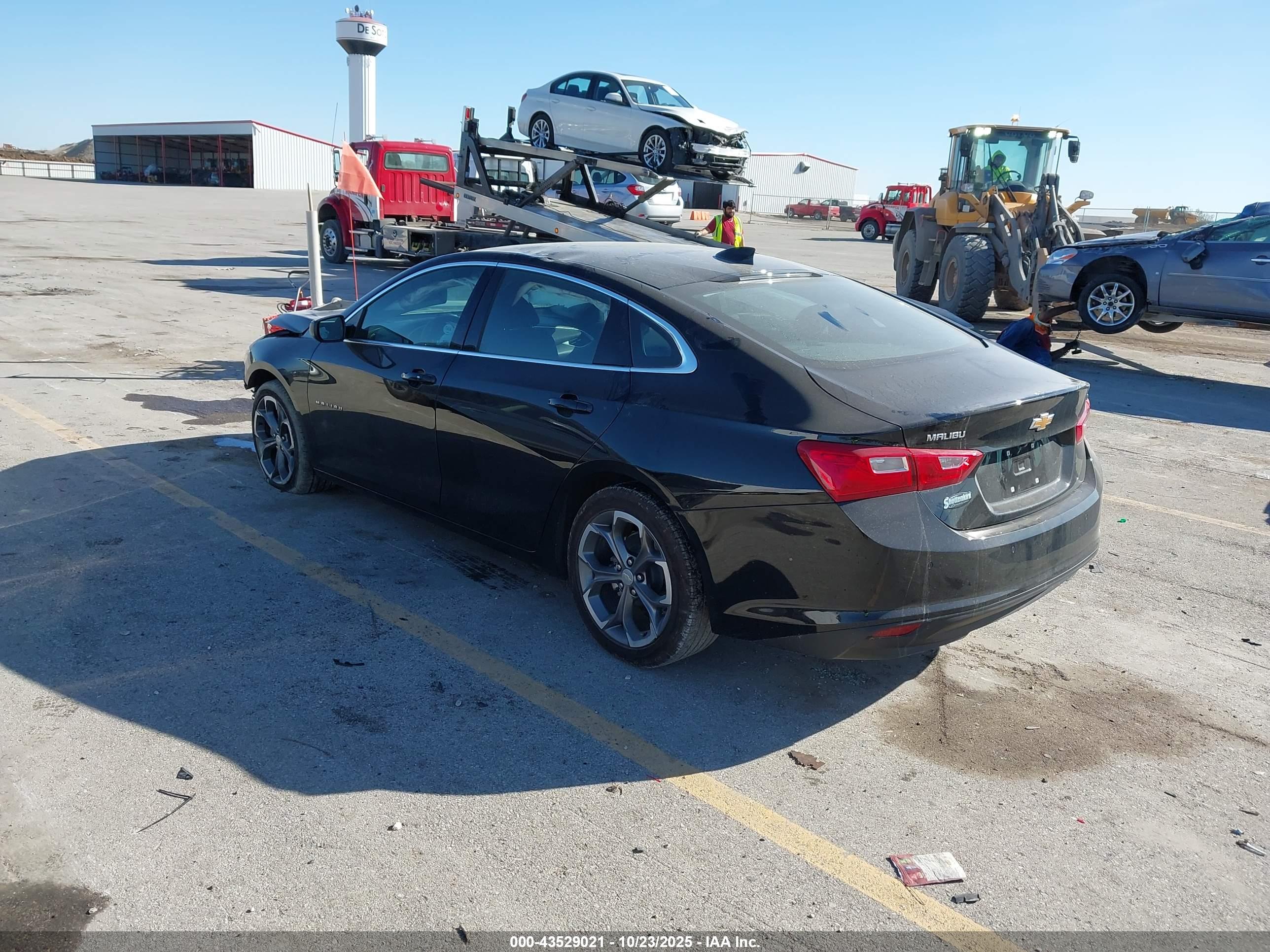 CHEVROLET MALIBU image 3