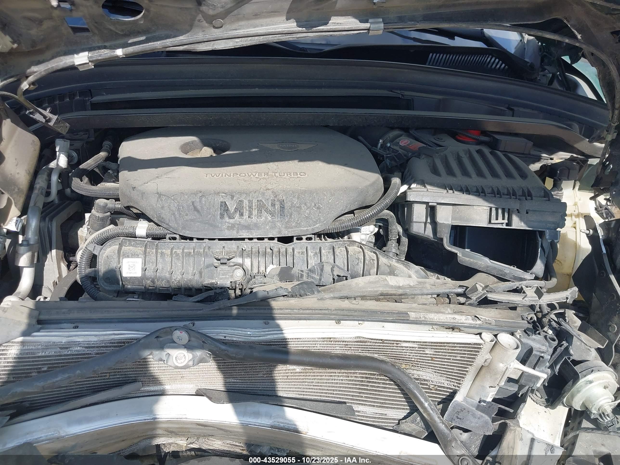 MINI COUNTRYMAN image 10
