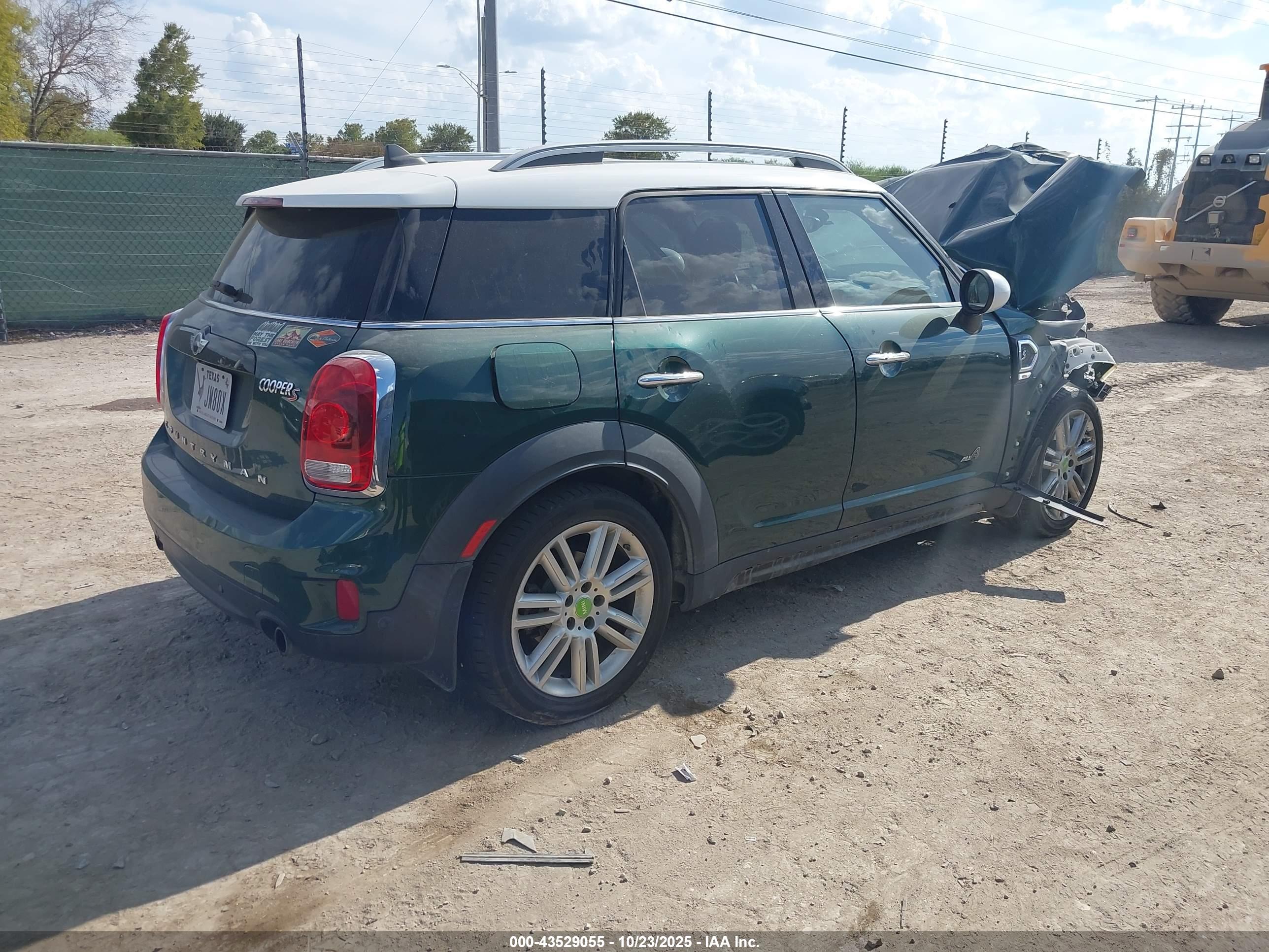 MINI COUNTRYMAN image 4