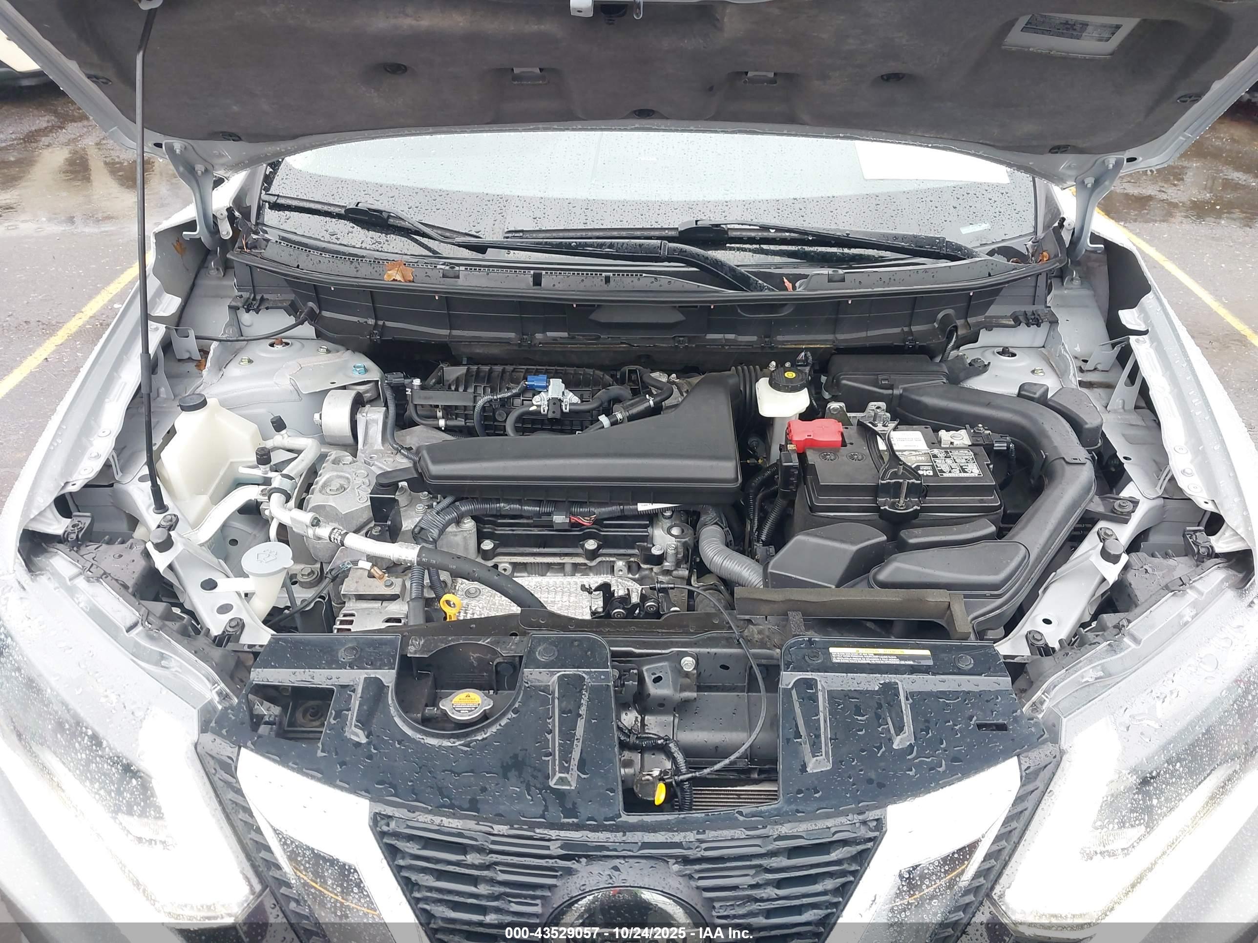 NISSAN ROGUE image 10