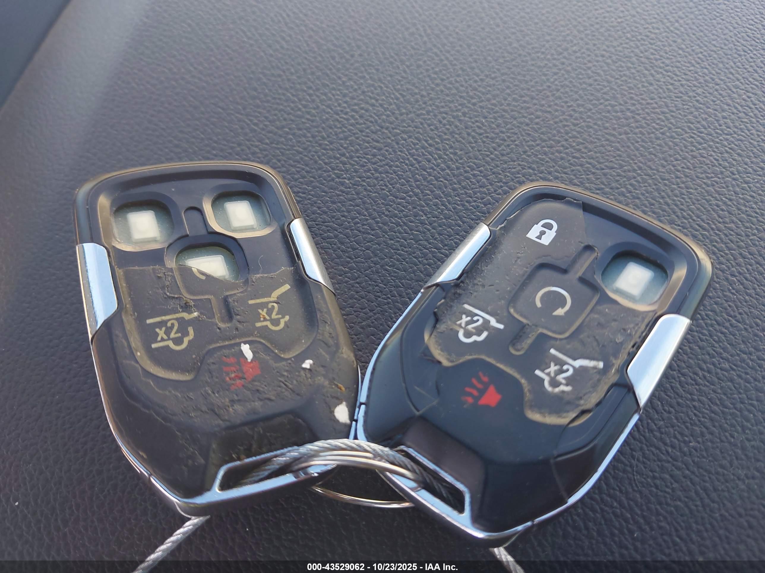 GMC YUKON image 11