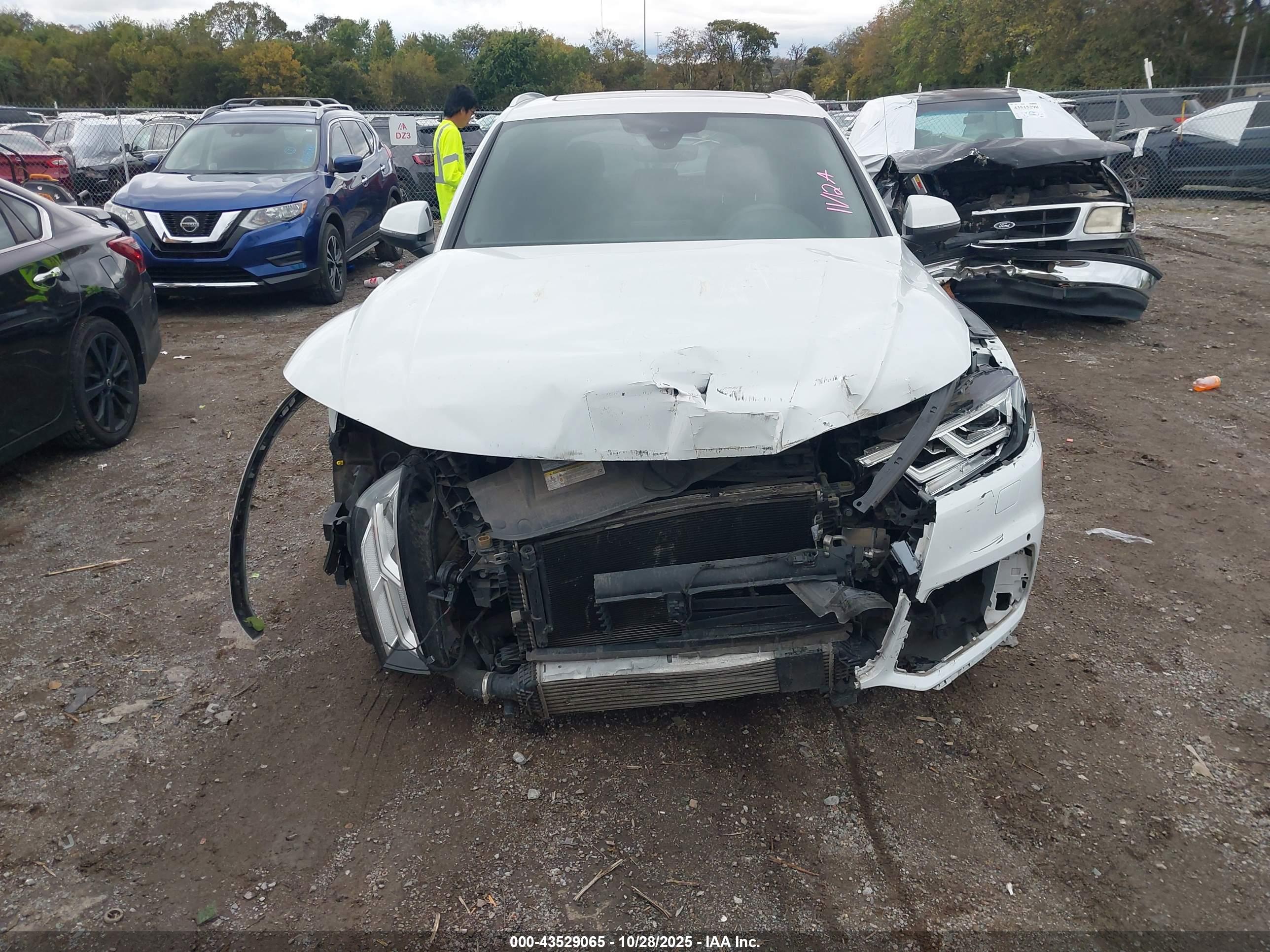 AUDI Q5 image 6