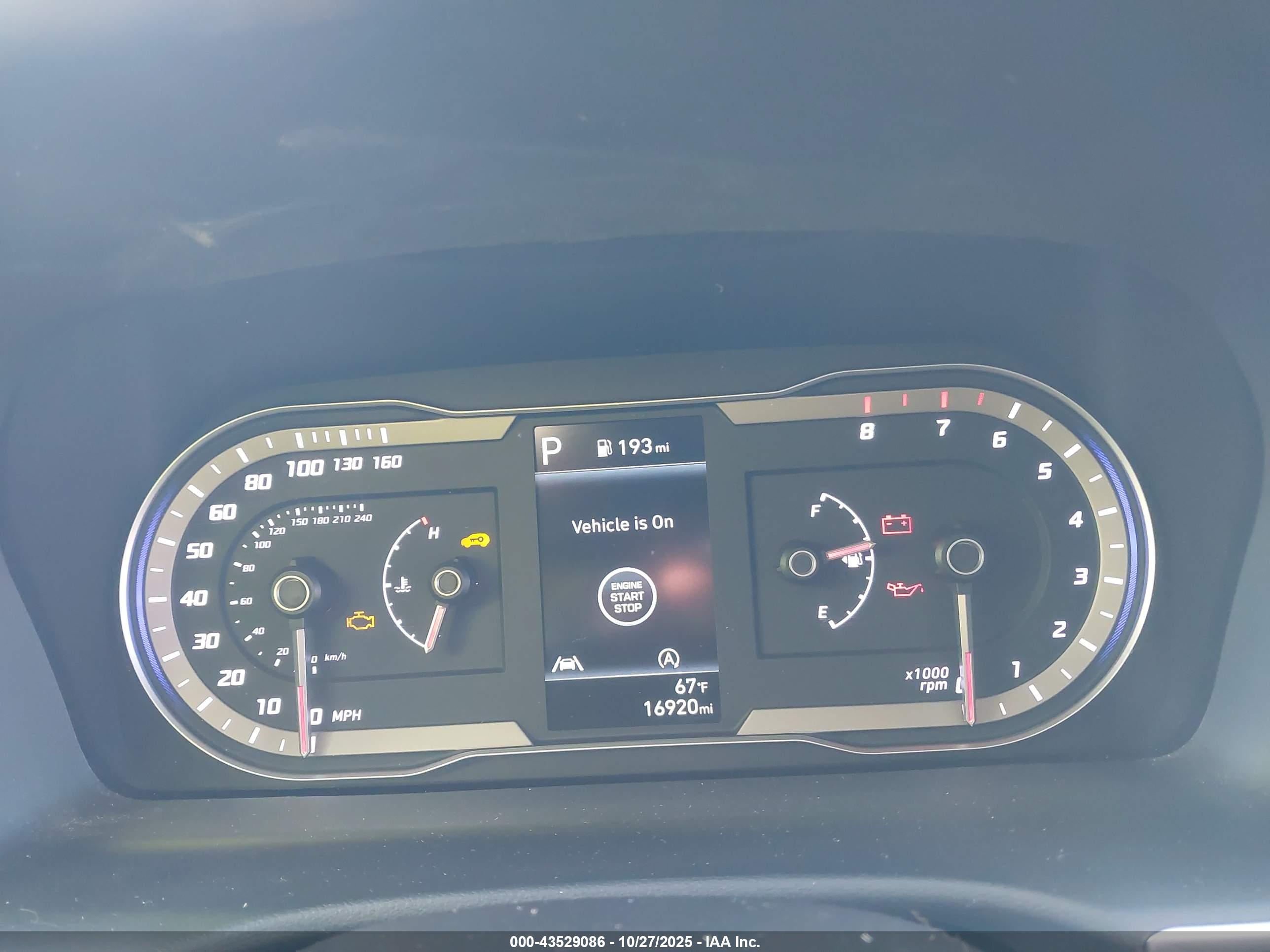 HYUNDAI TUCSON image 7