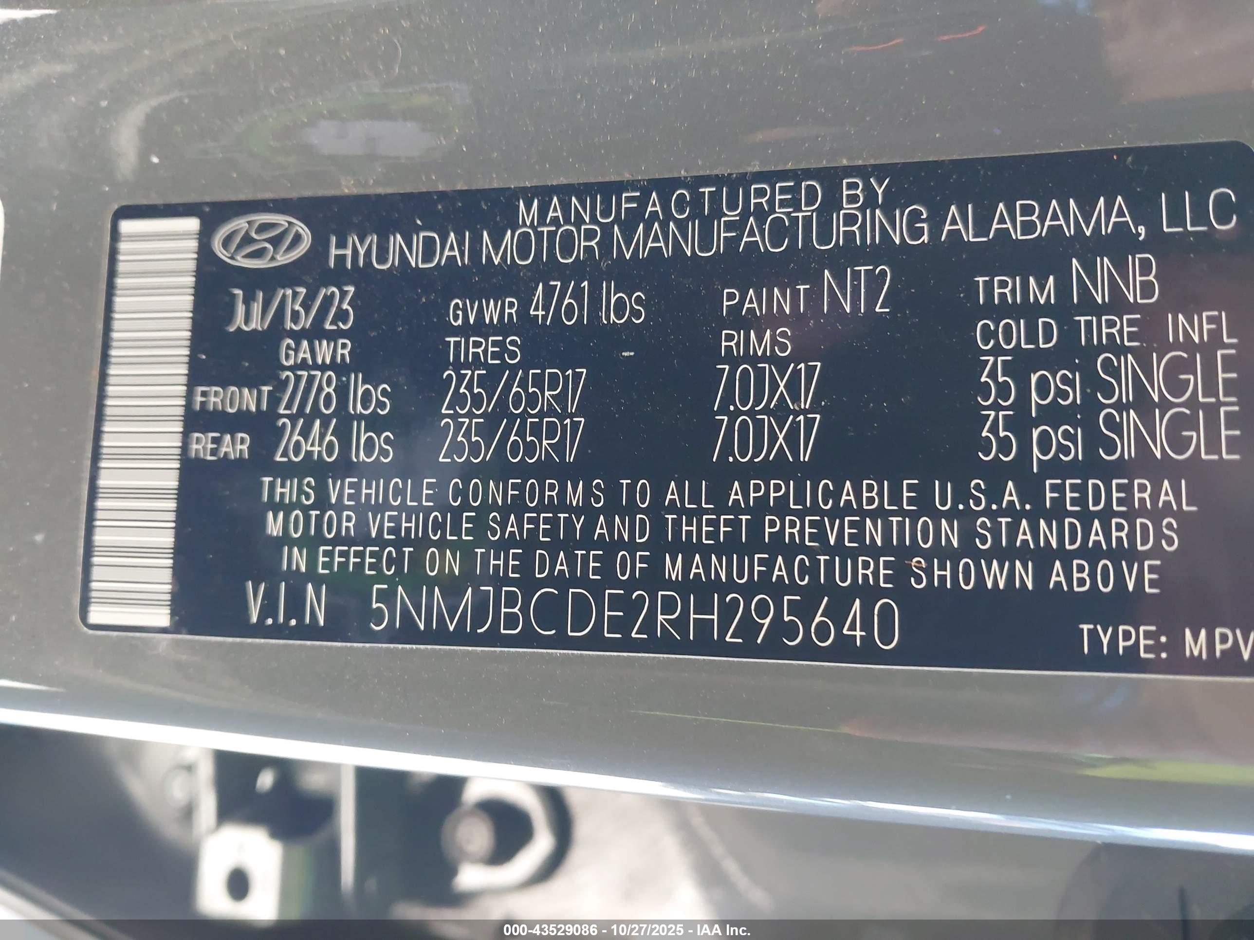 HYUNDAI TUCSON image 9