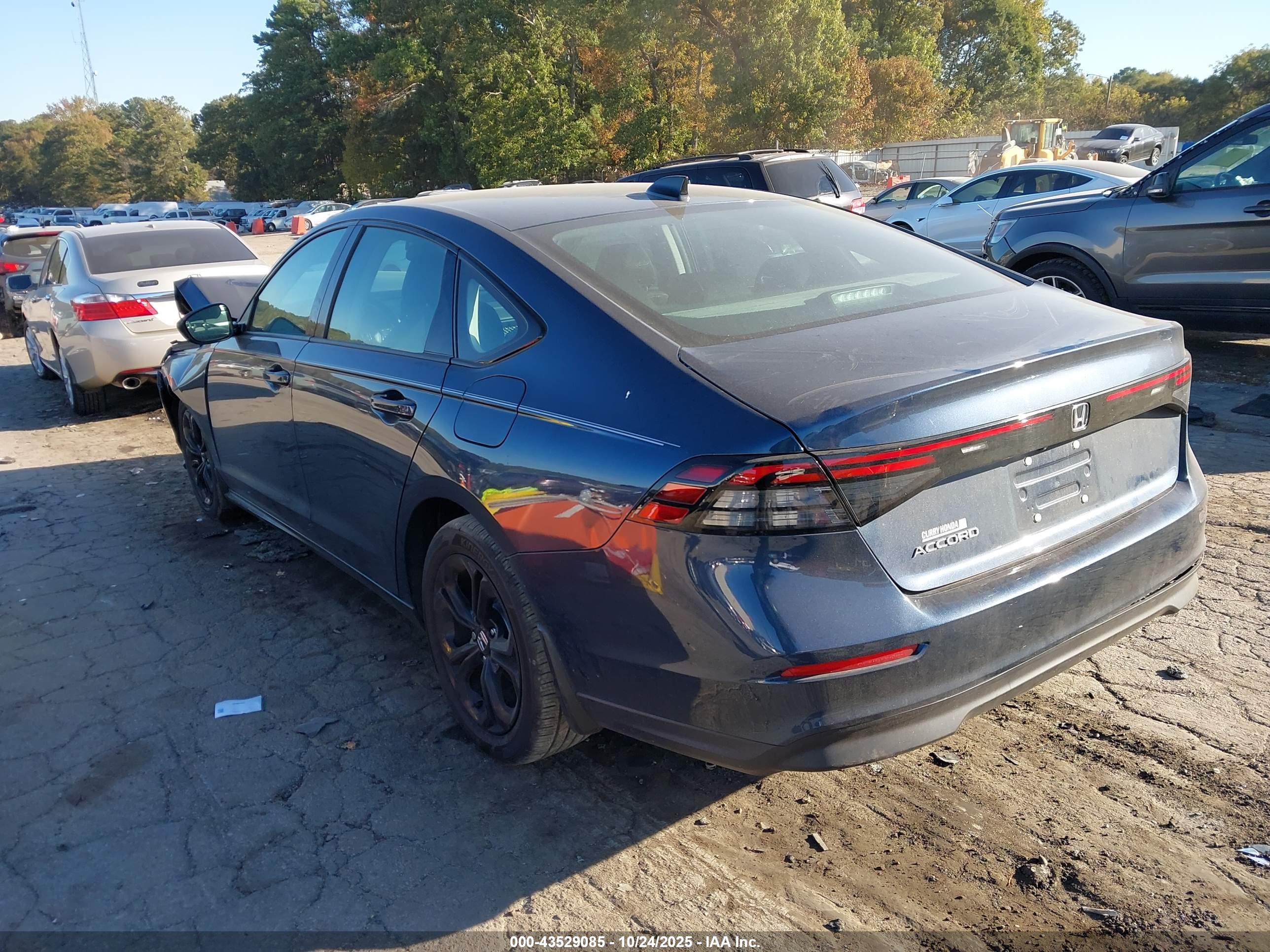 HONDA ACCORD image 3