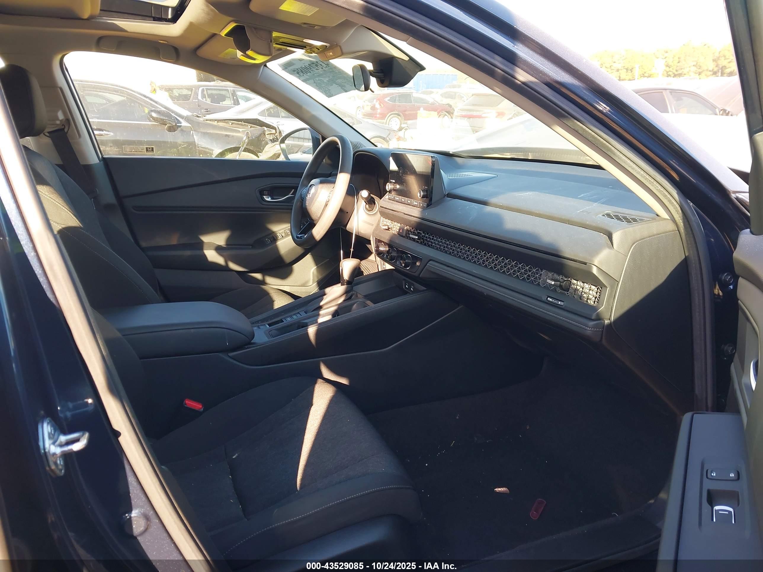 HONDA ACCORD image 5