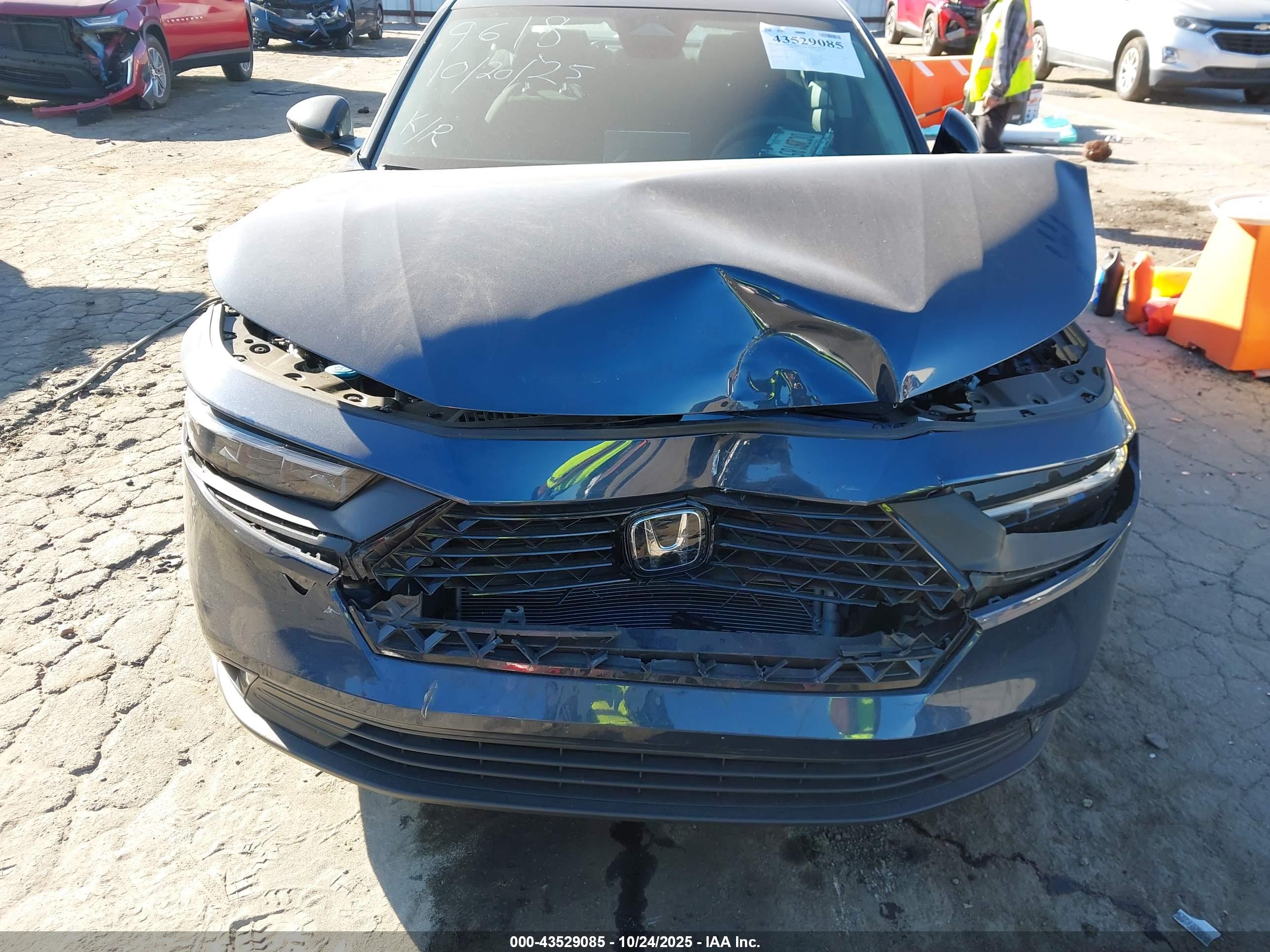 HONDA ACCORD image 6