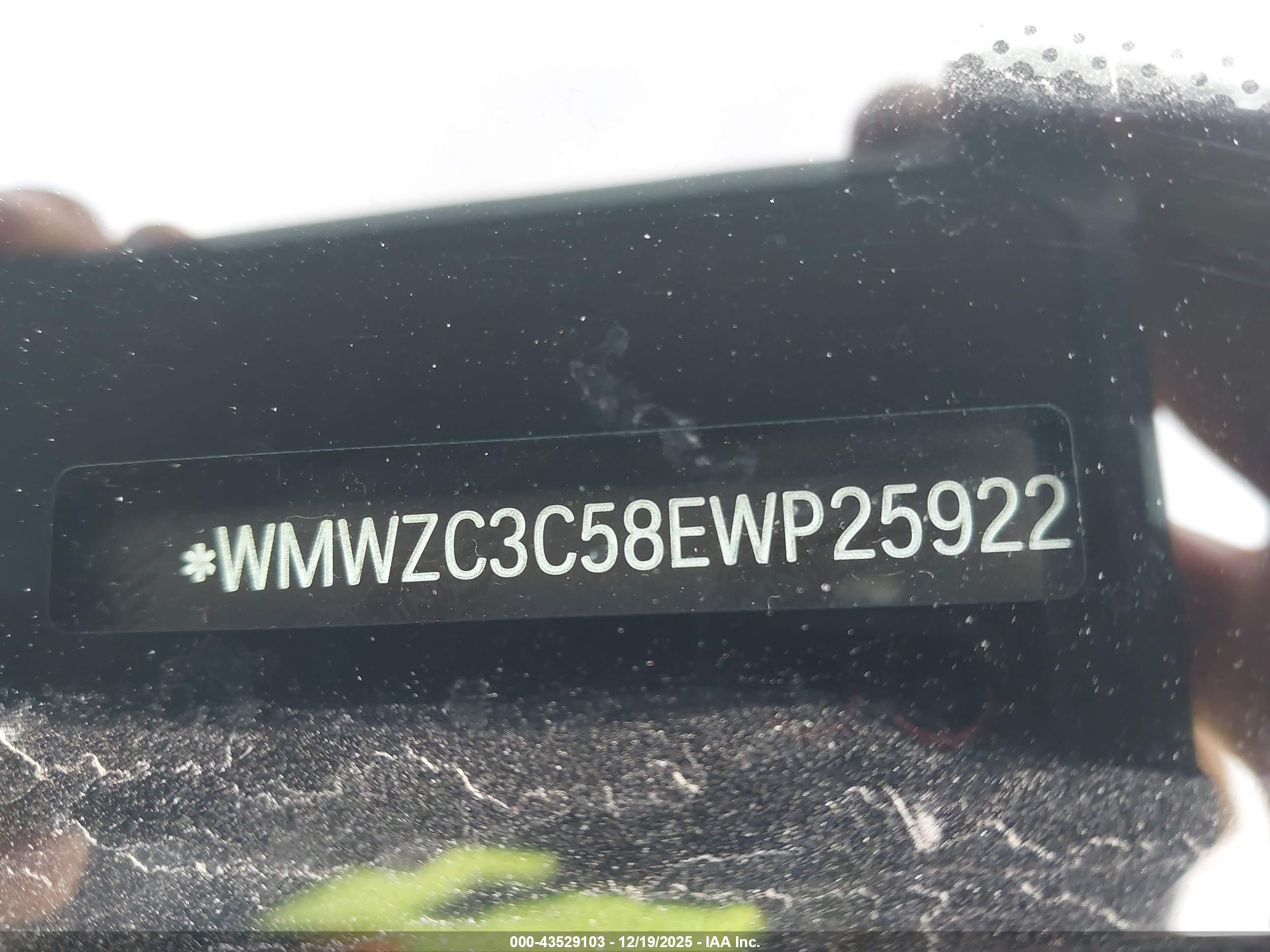 MINI COUNTRYMAN image 9