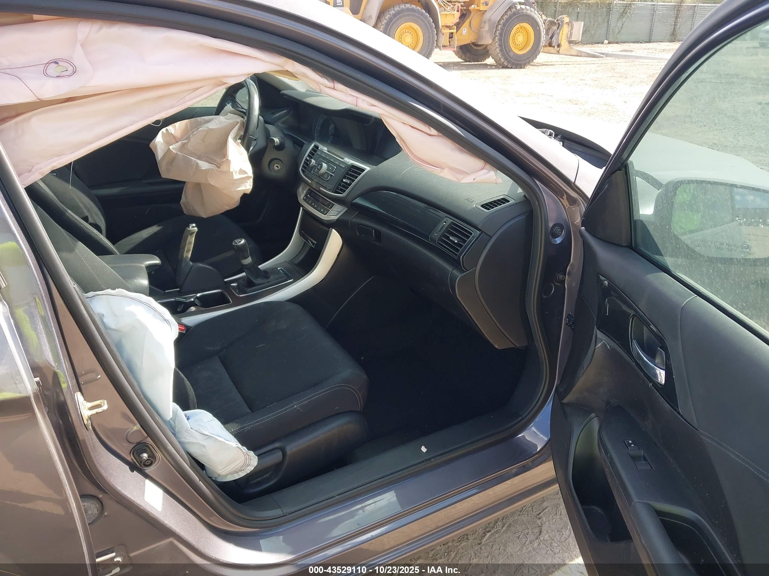 HONDA ACCORD image 5
