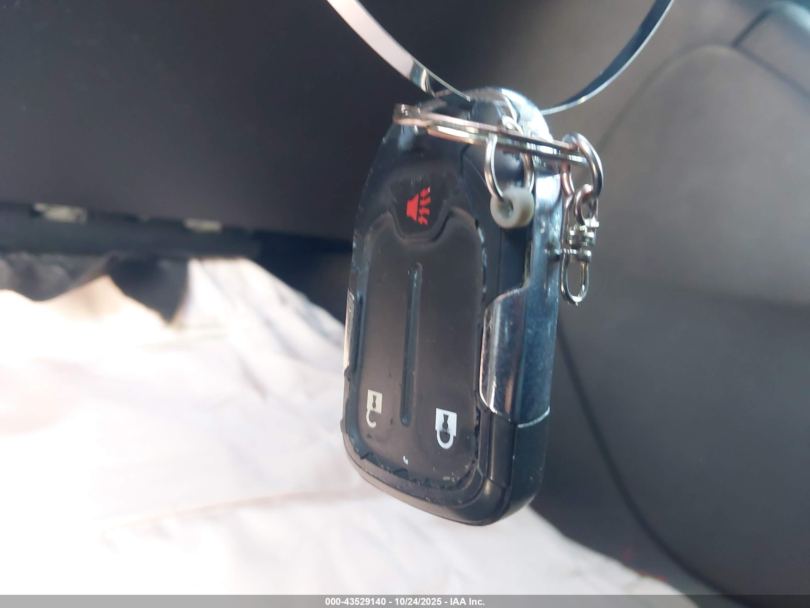 GMC ACADIA image 11
