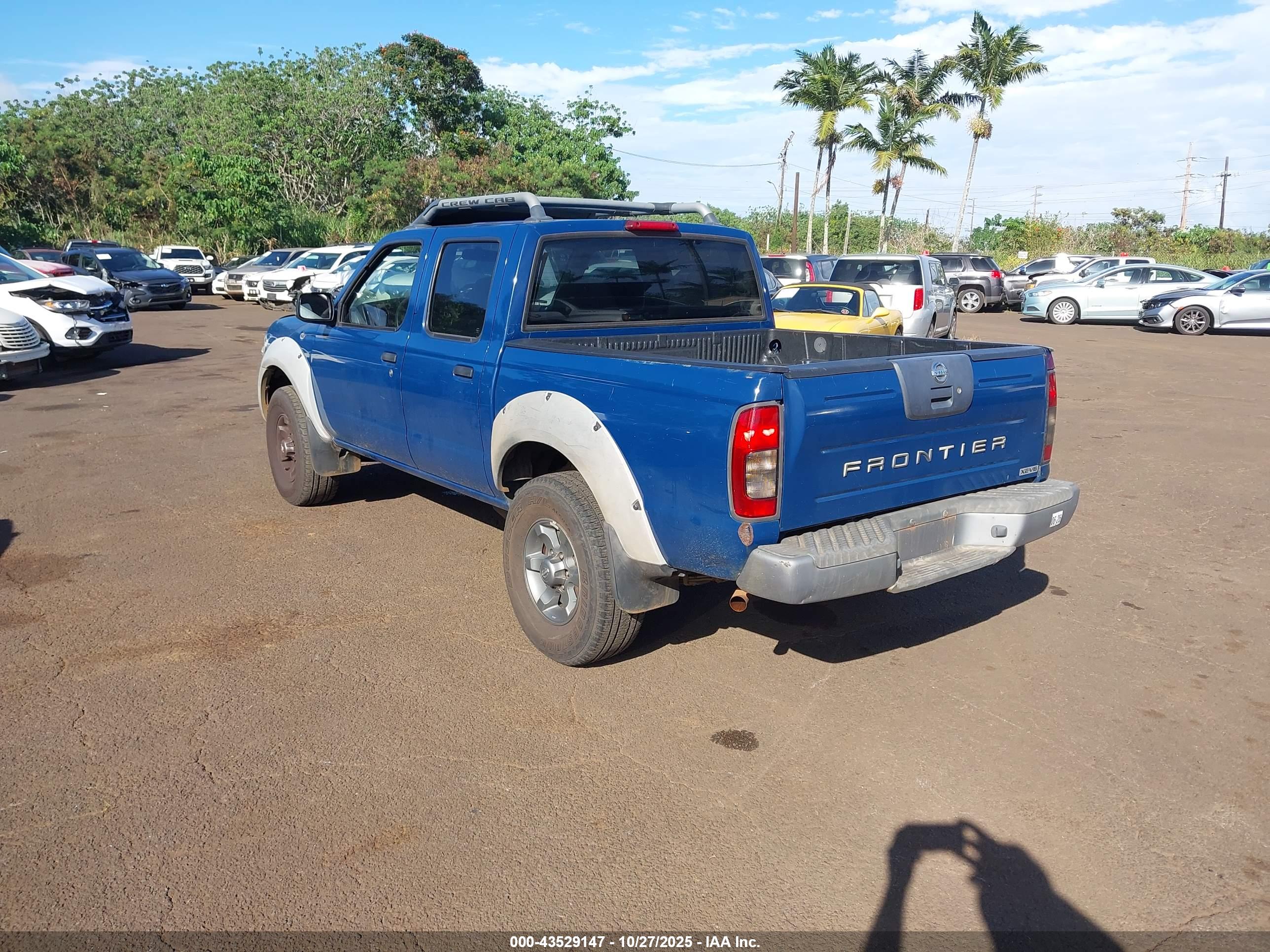 NISSAN FRONTIER image 3