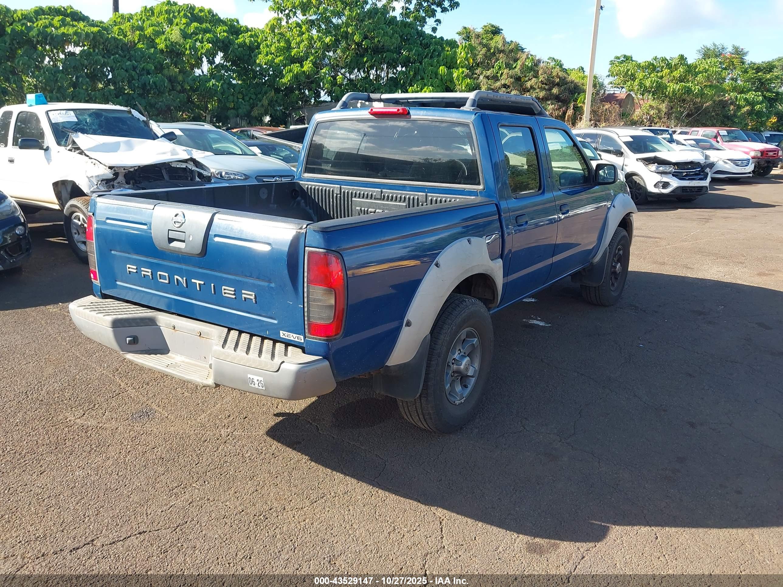 NISSAN FRONTIER image 4