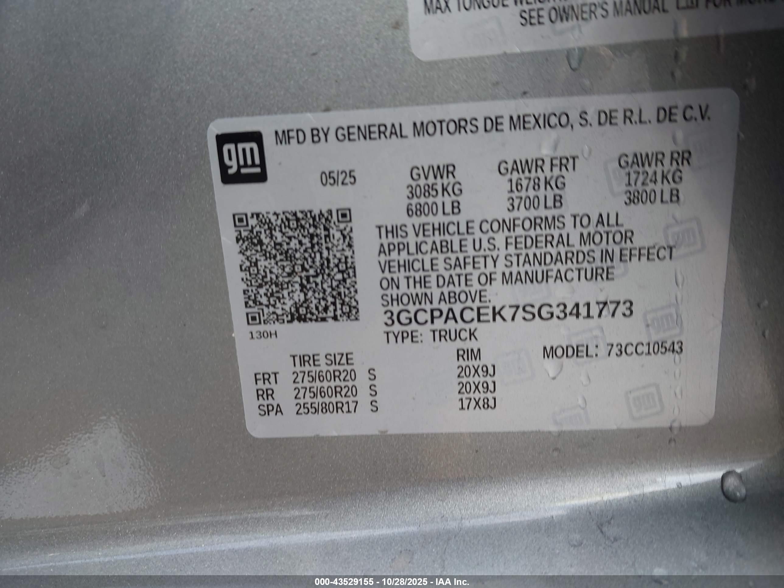 CHEVROLET SILVERADO image 9