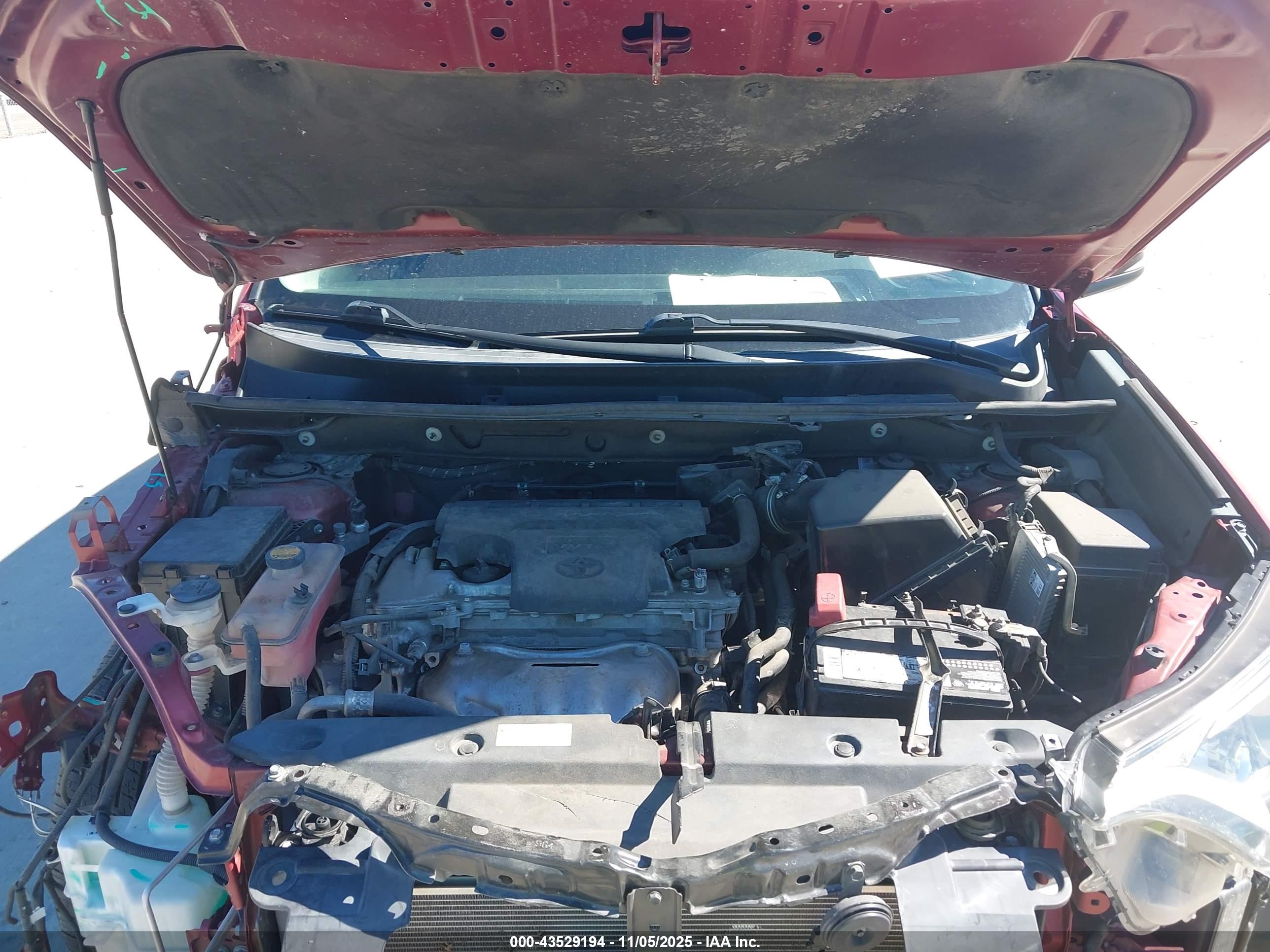 TOYOTA RAV4 image 10