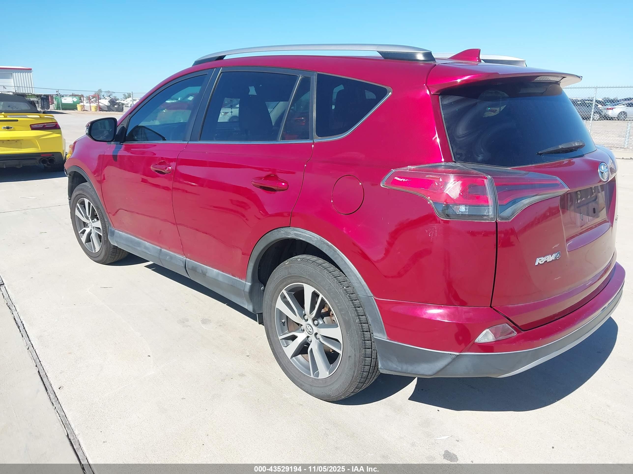 TOYOTA RAV4 image 3
