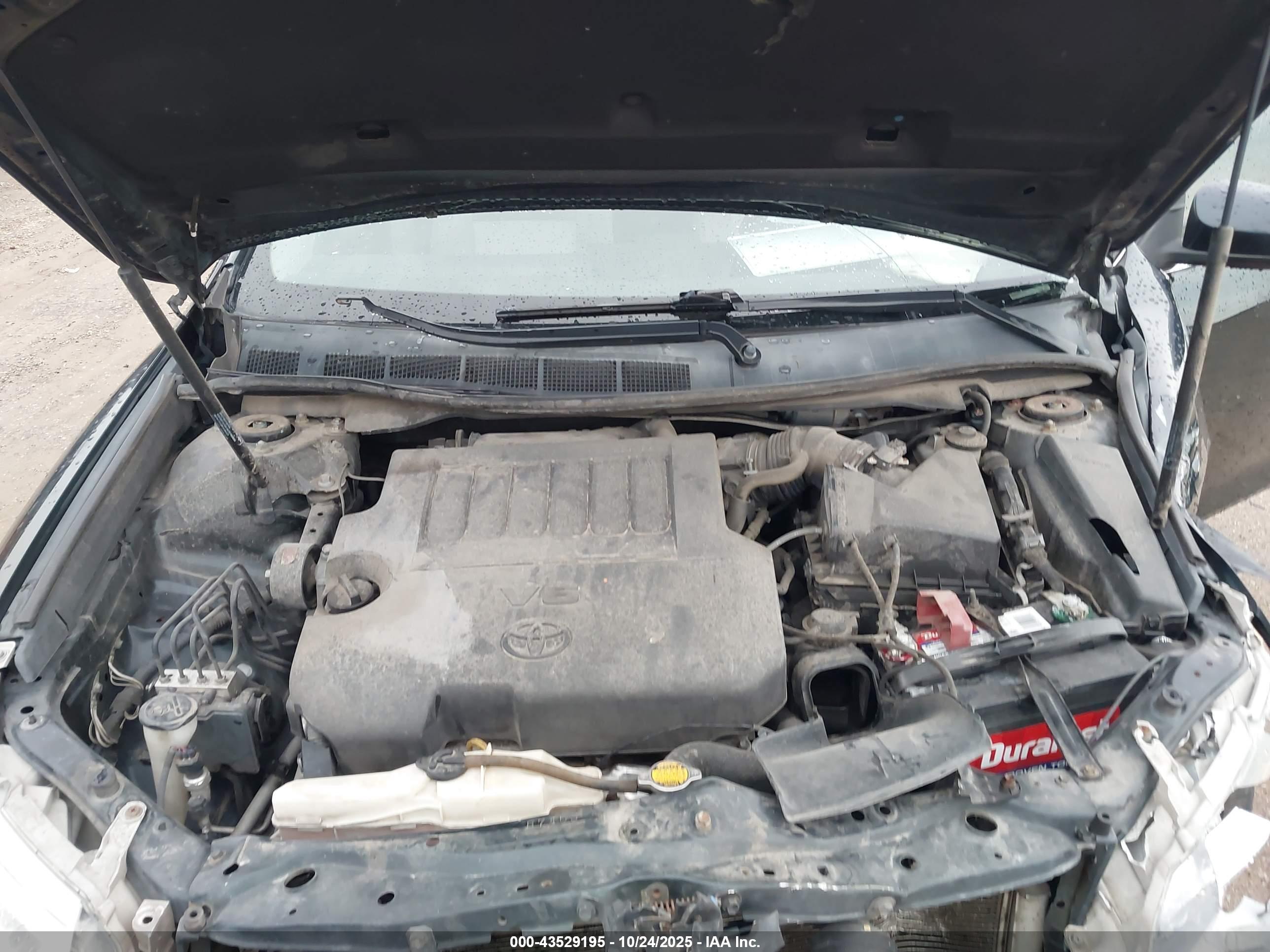 TOYOTA CAMRY image 10