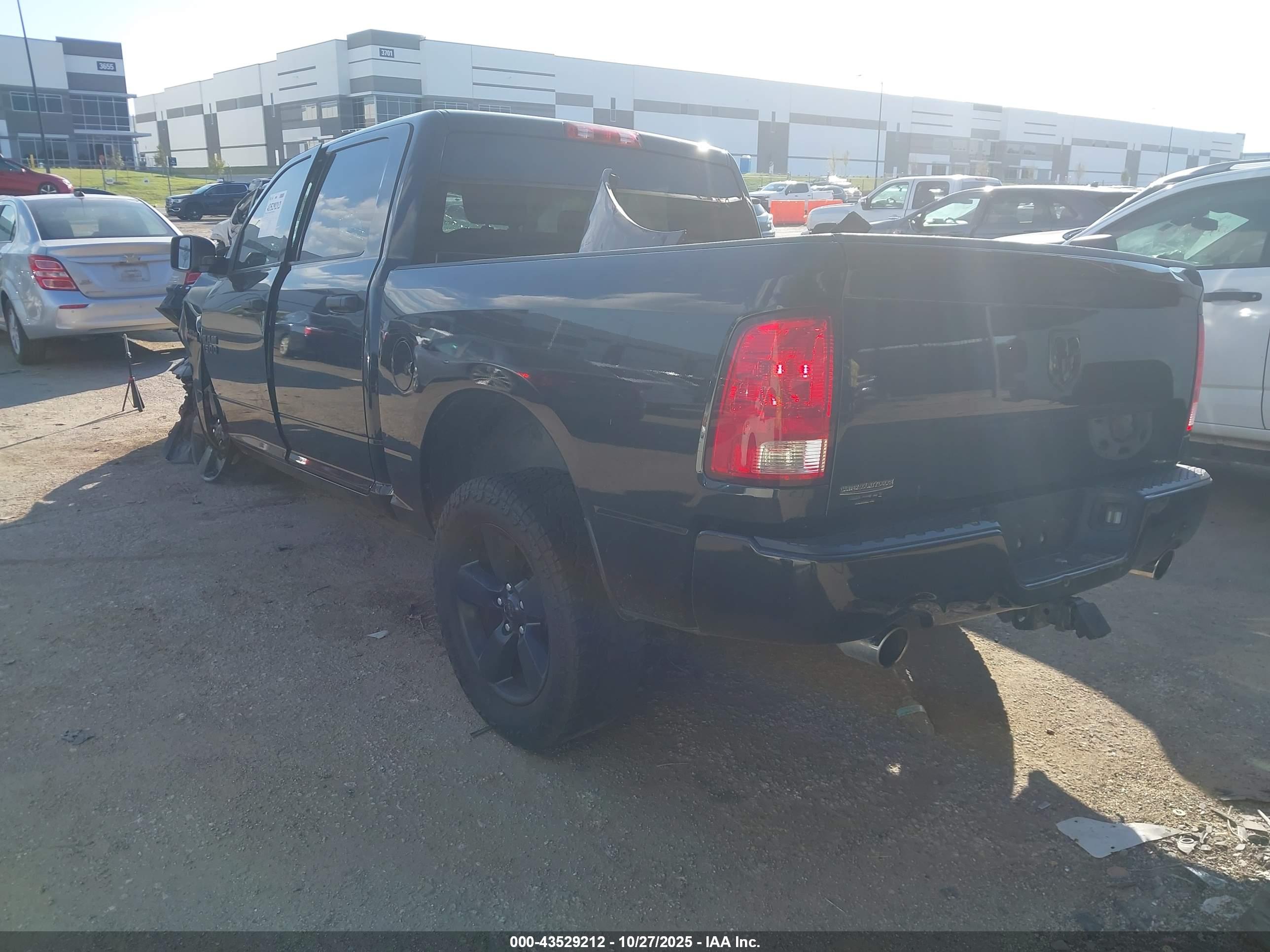 RAM 1500 image 3
