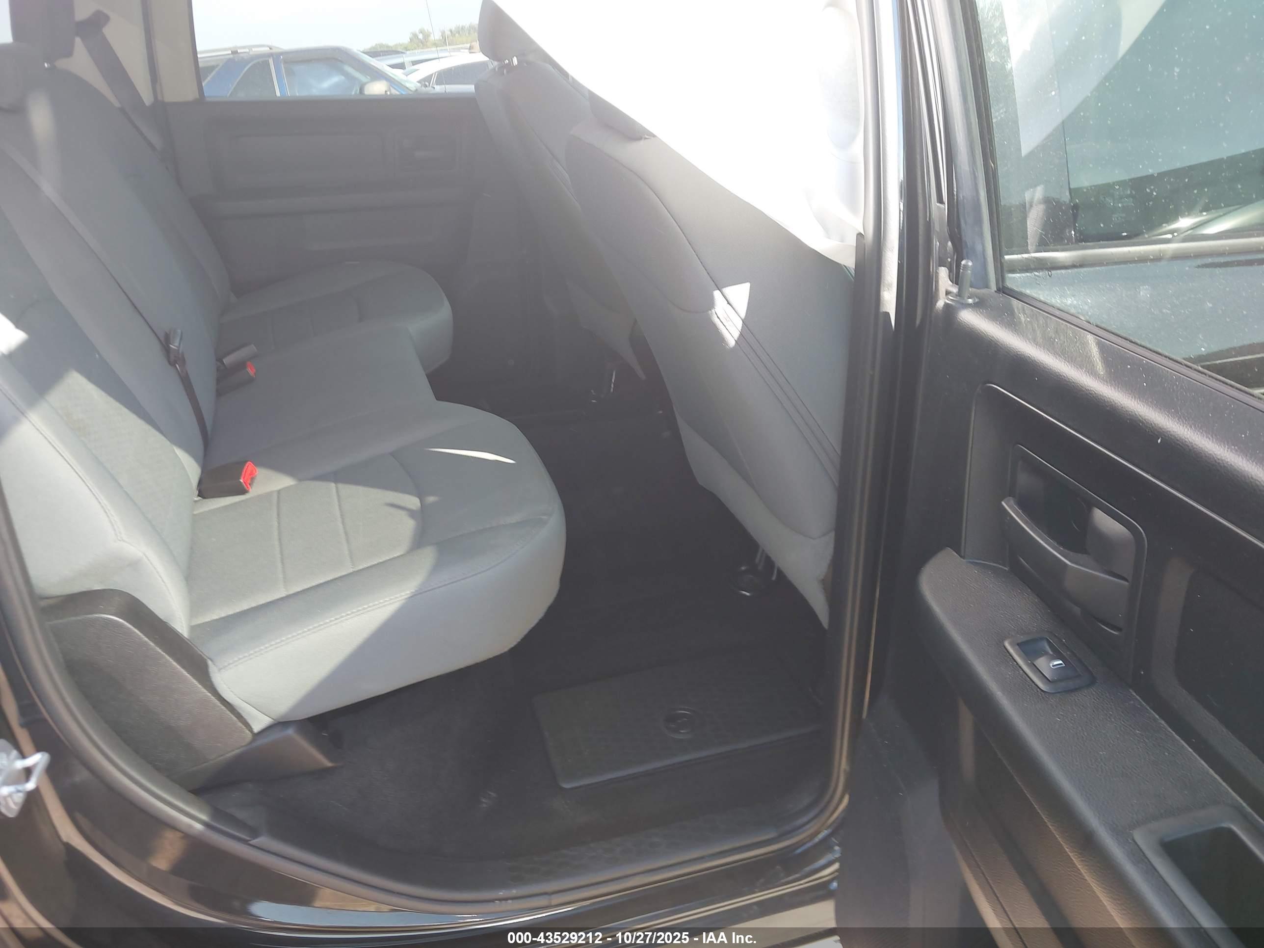 RAM 1500 image 8