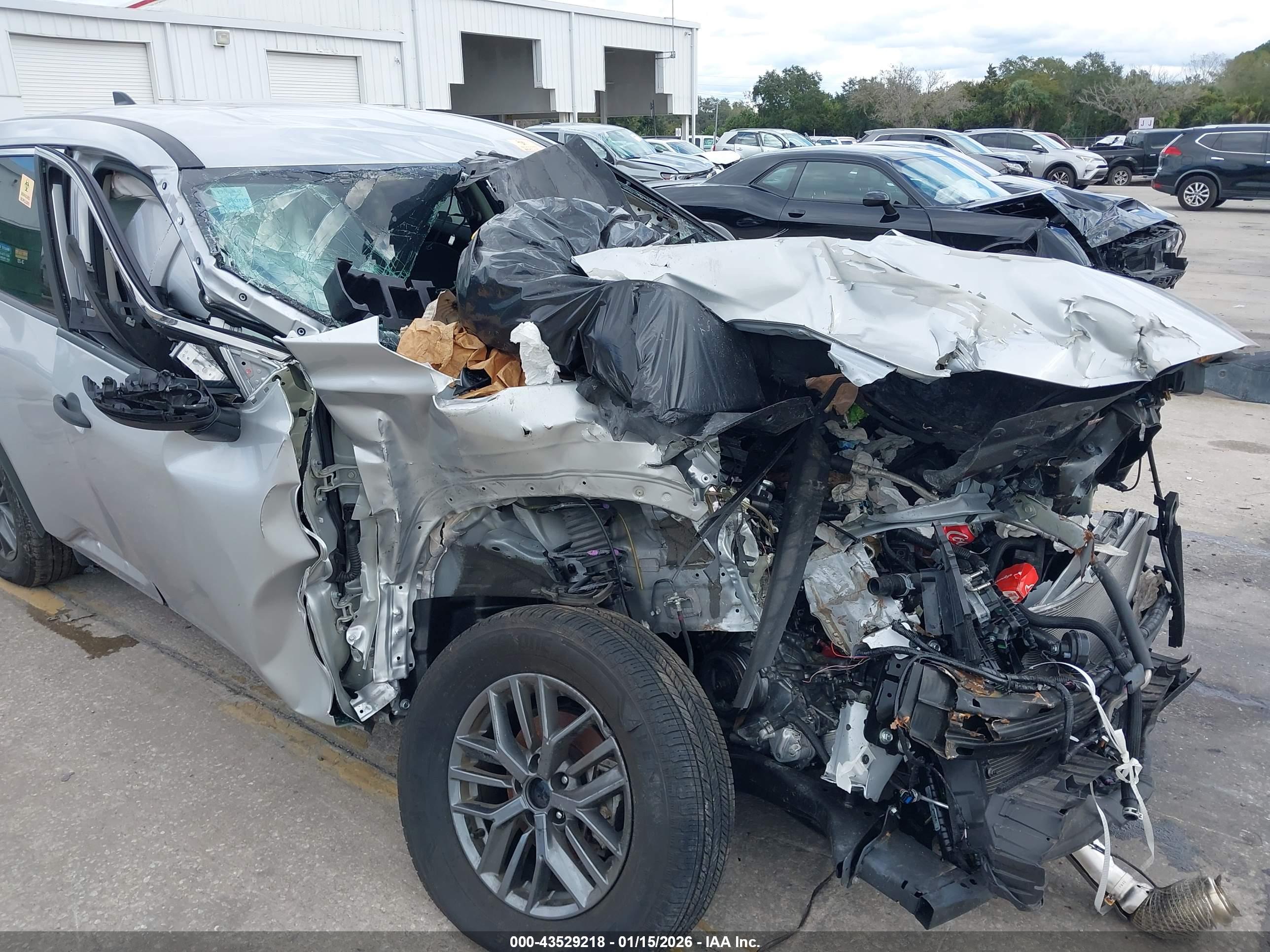 NISSAN ROGUE image 6