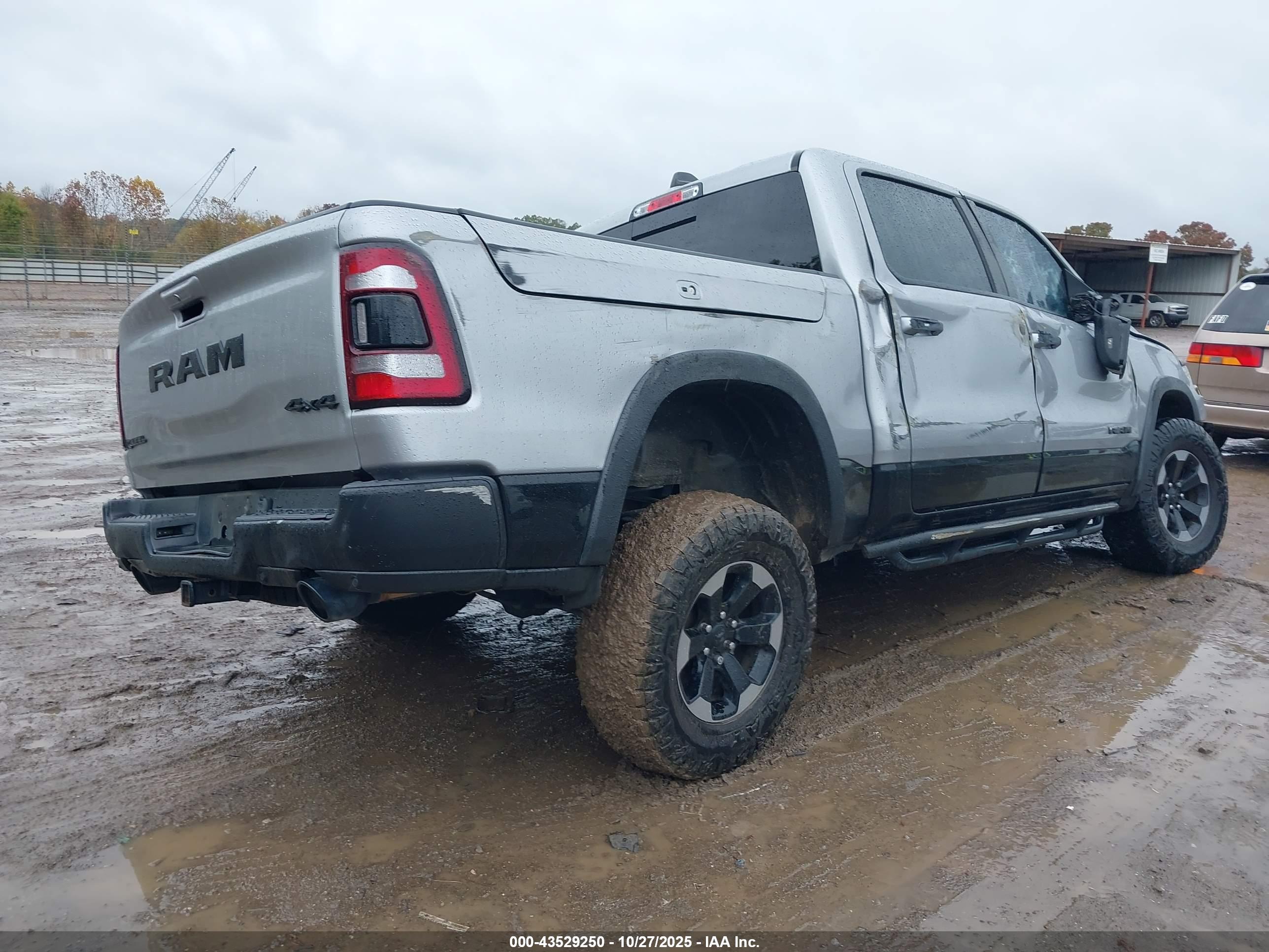 RAM 1500 image 4