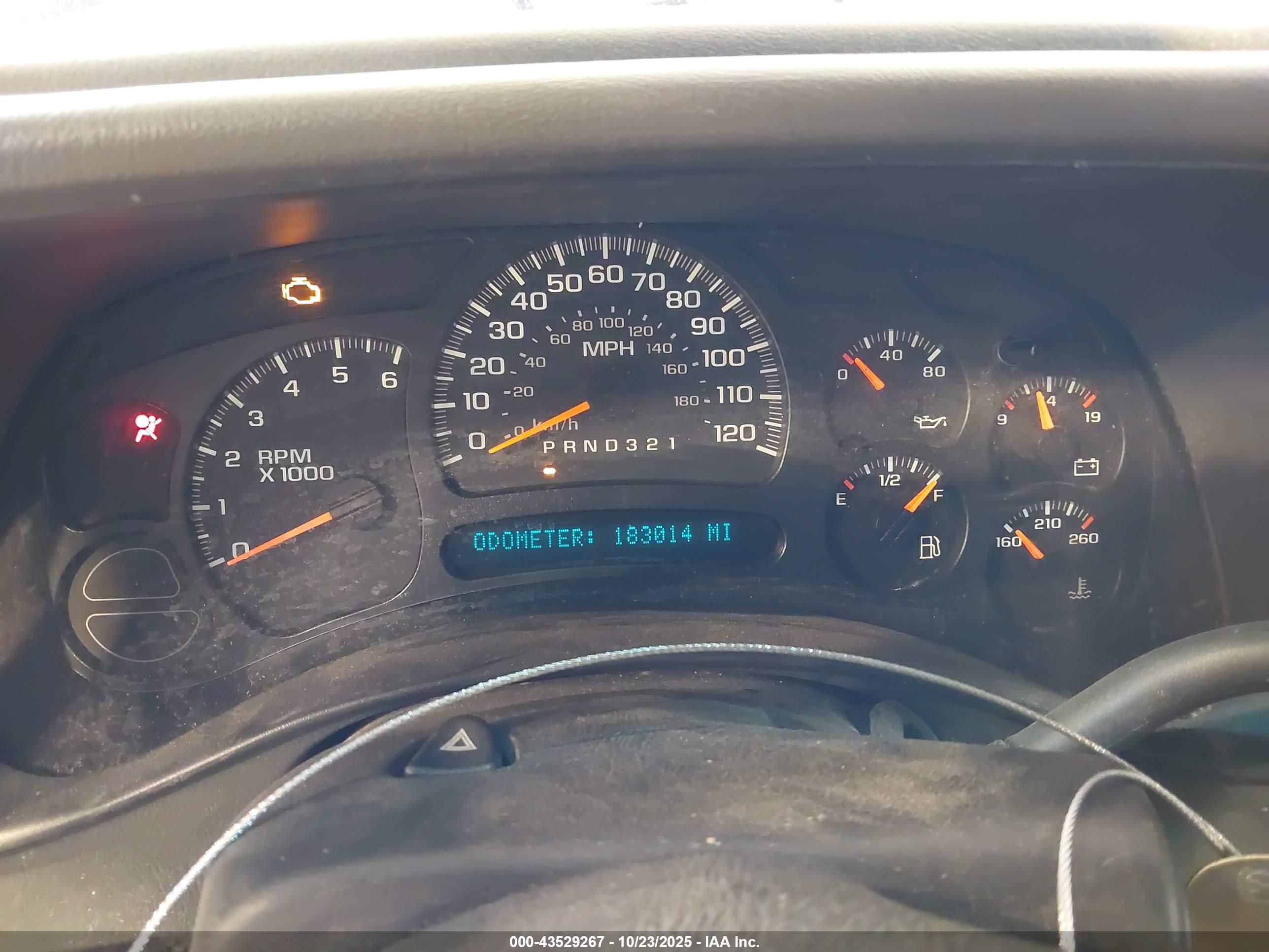 CHEVROLET SILVERADO image 7