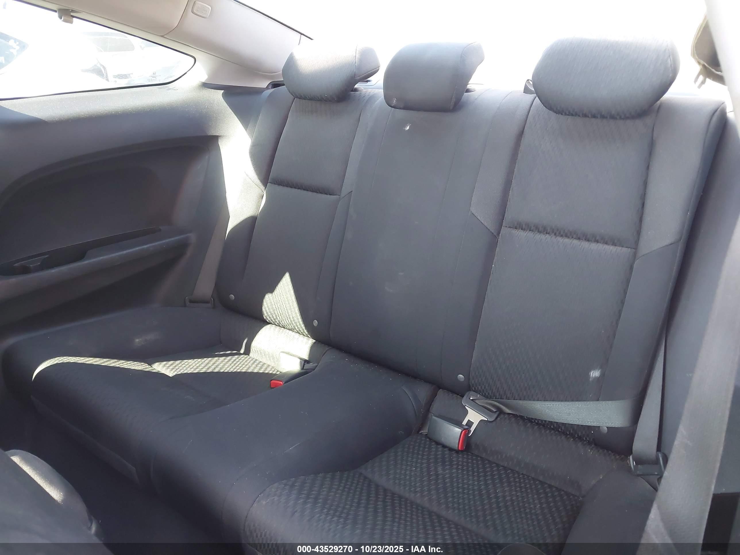 HONDA CIVIC image 8