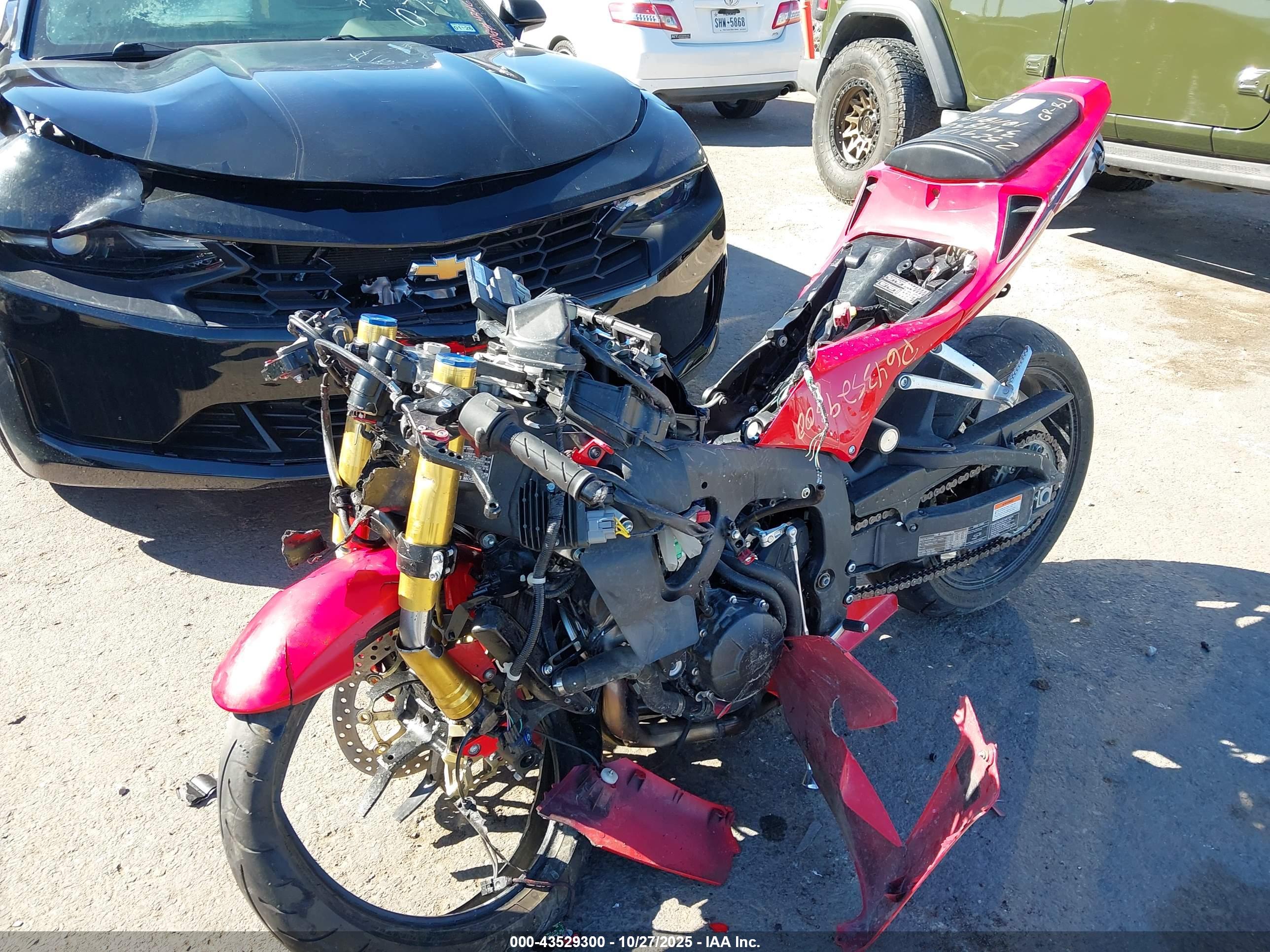 HONDA CBR600 image 2