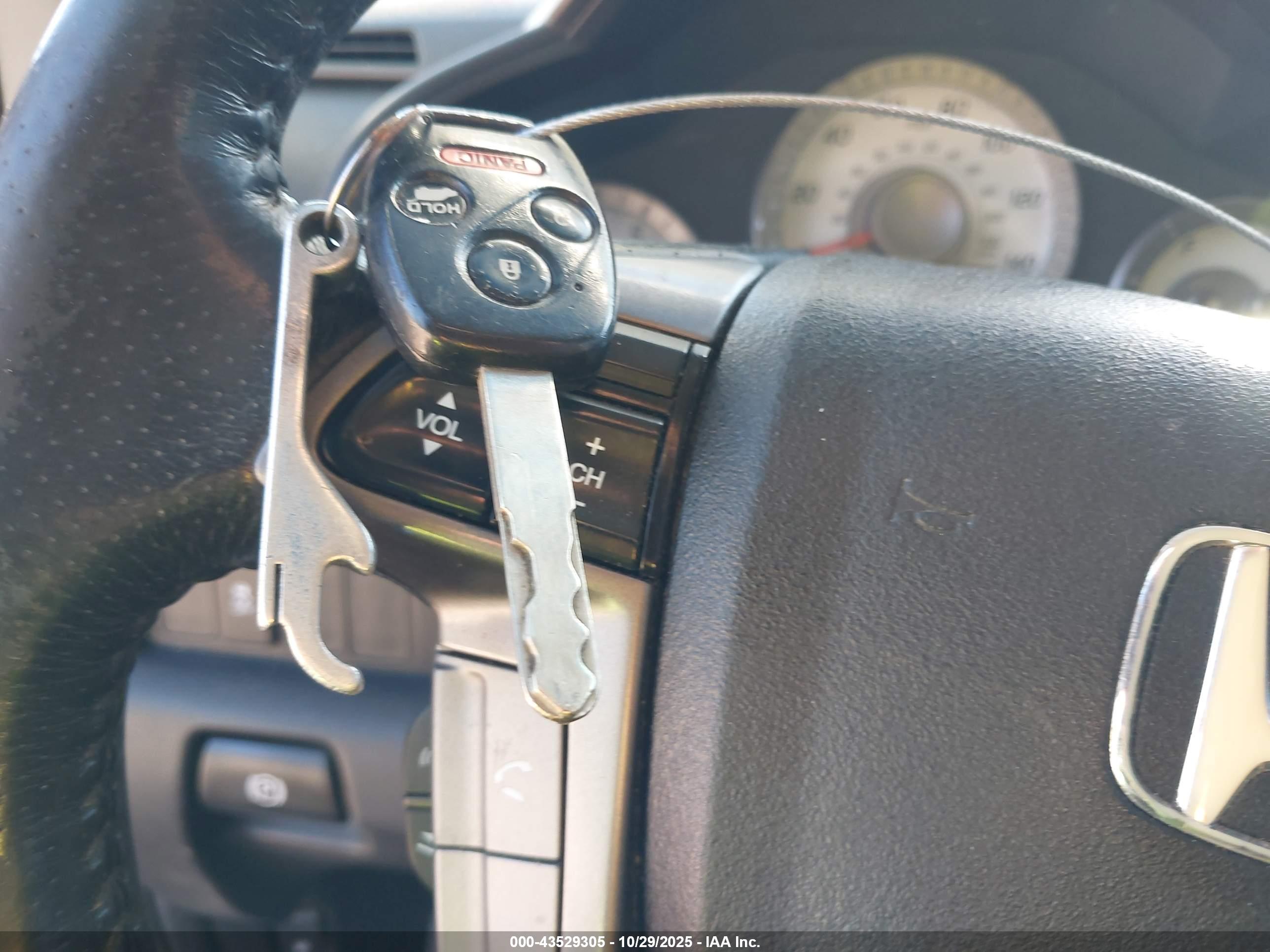 HONDA PILOT image 11