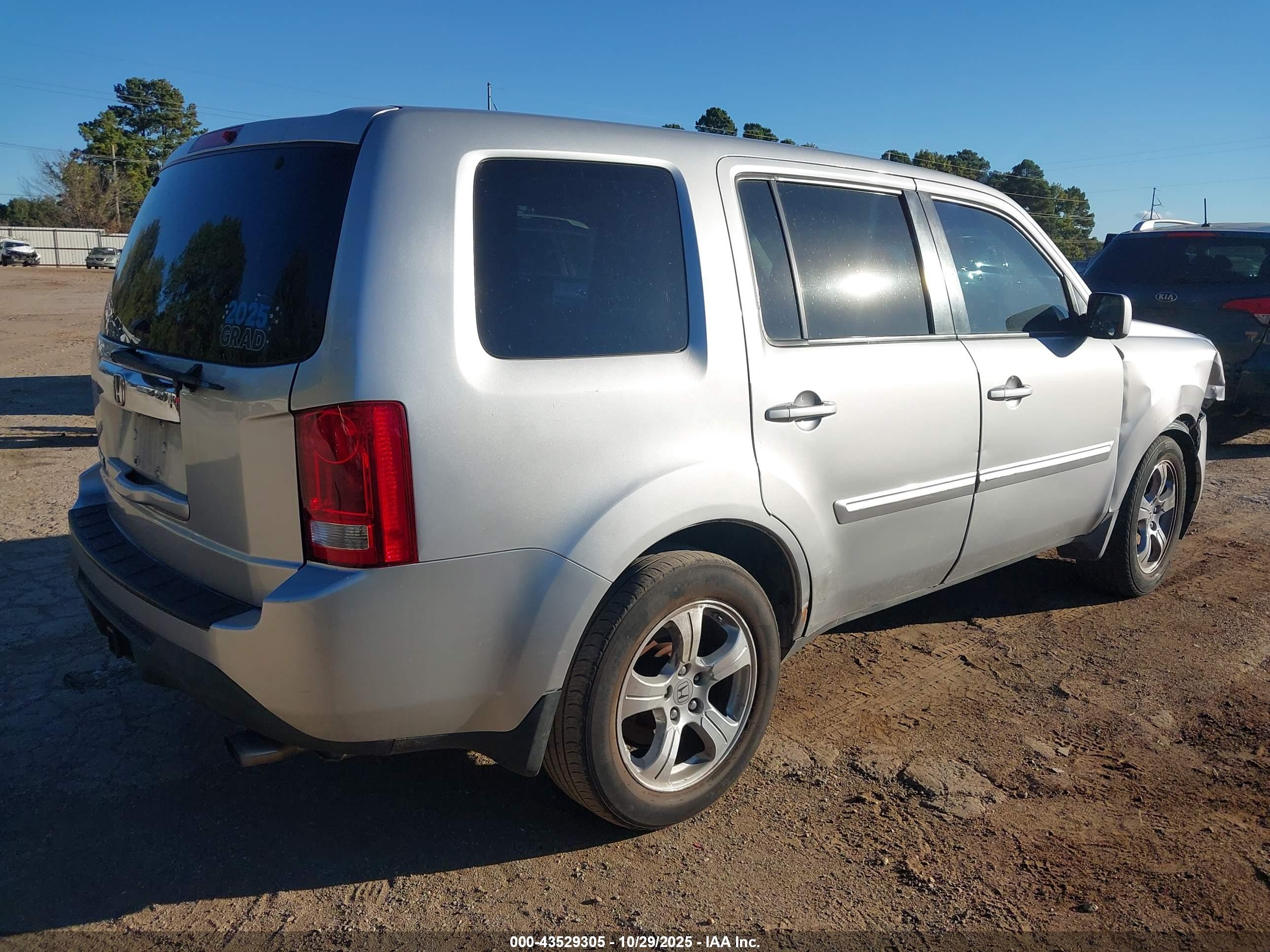 HONDA PILOT image 4