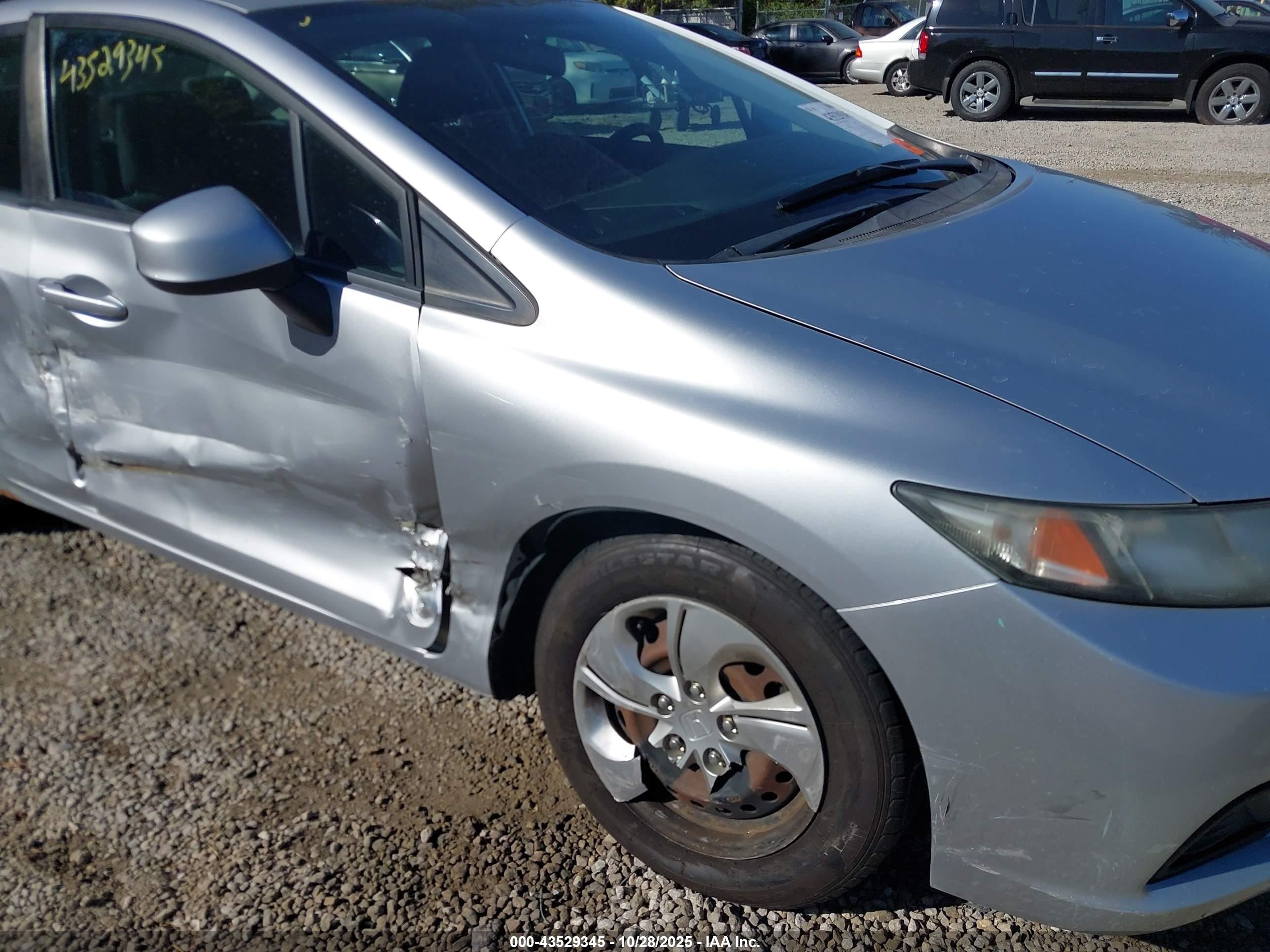 HONDA CIVIC image 6