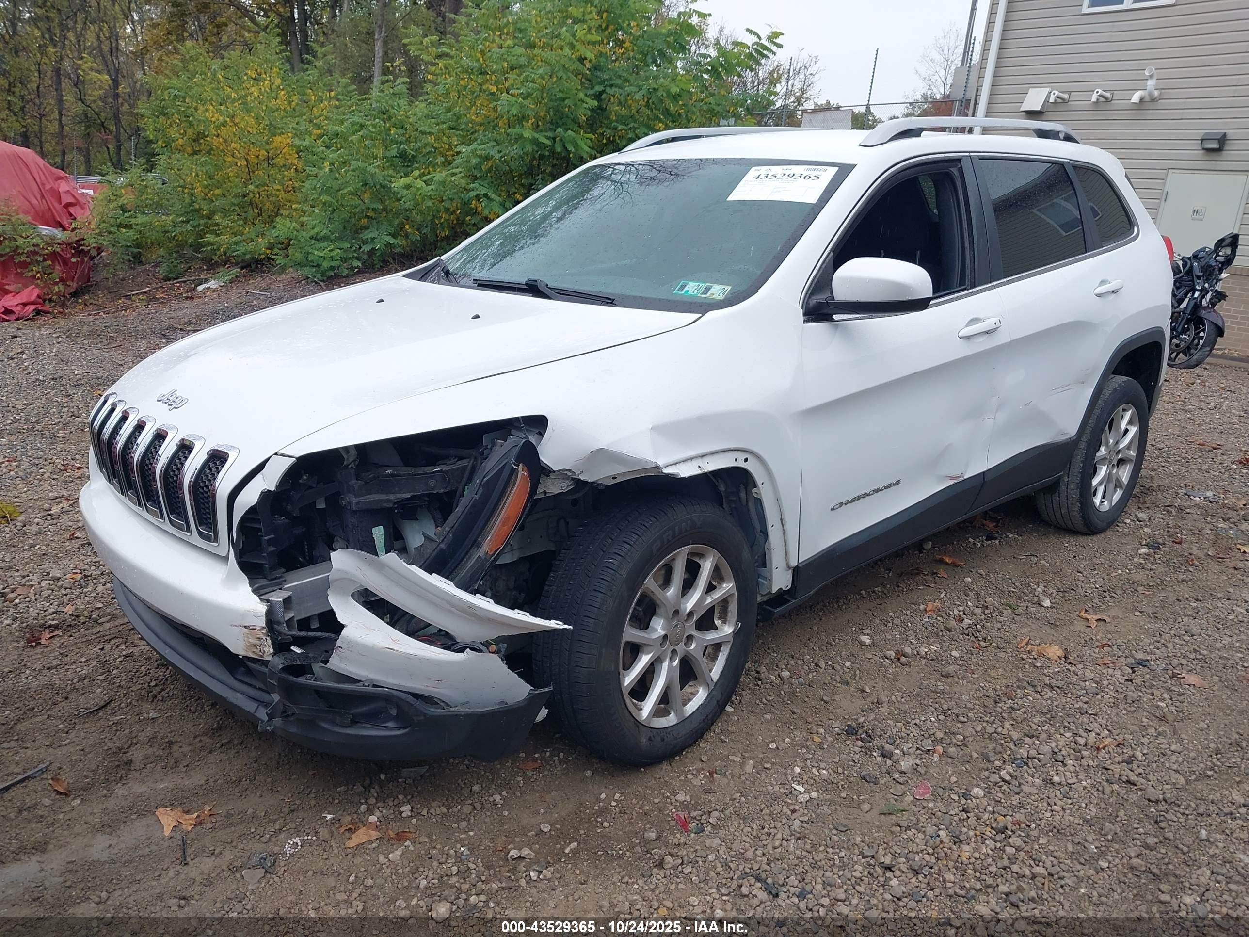 JEEP CHEROKEE image 2