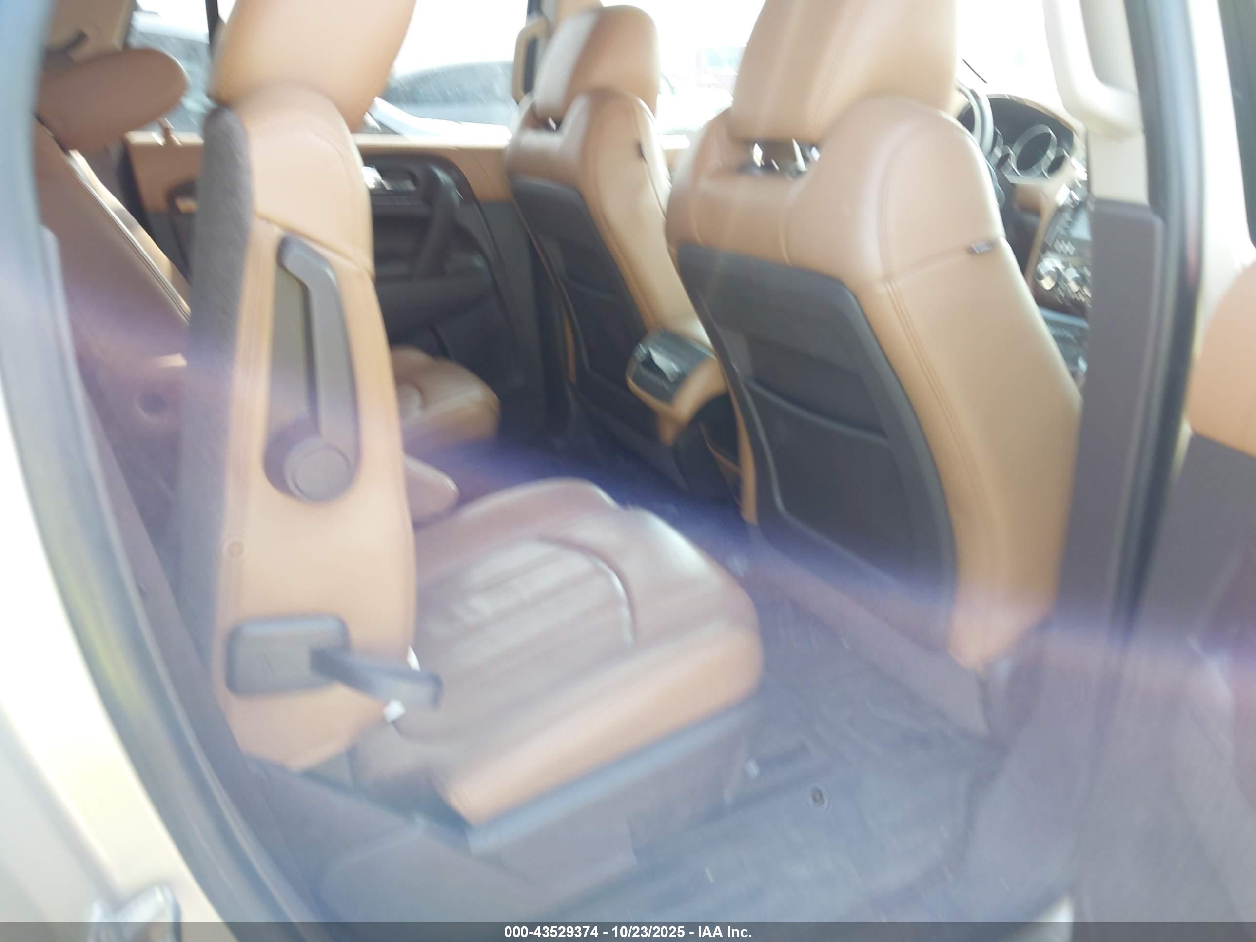BUICK ENCLAVE image 8