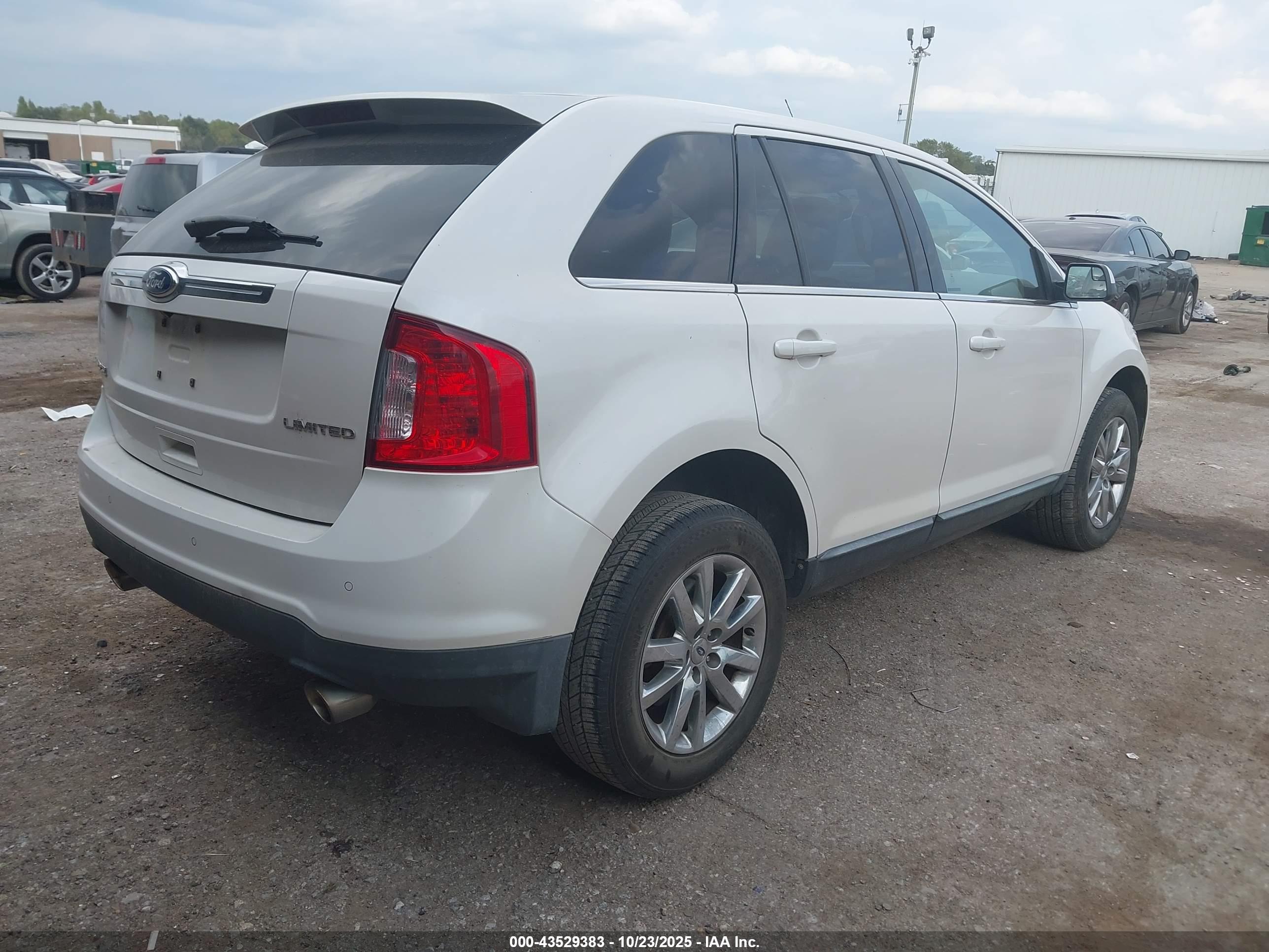 FORD EDGE image 4