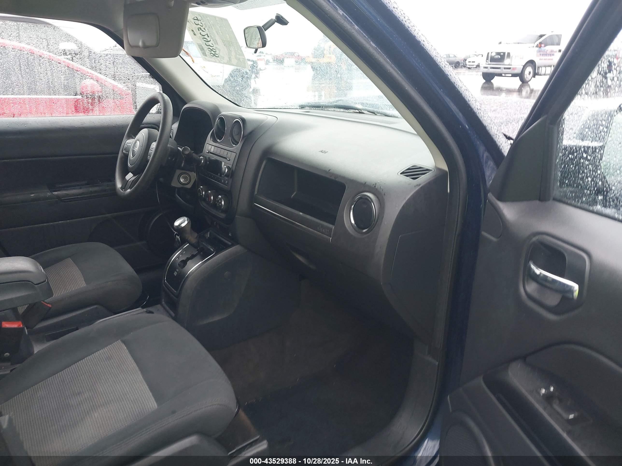 JEEP PATRIOT image 5