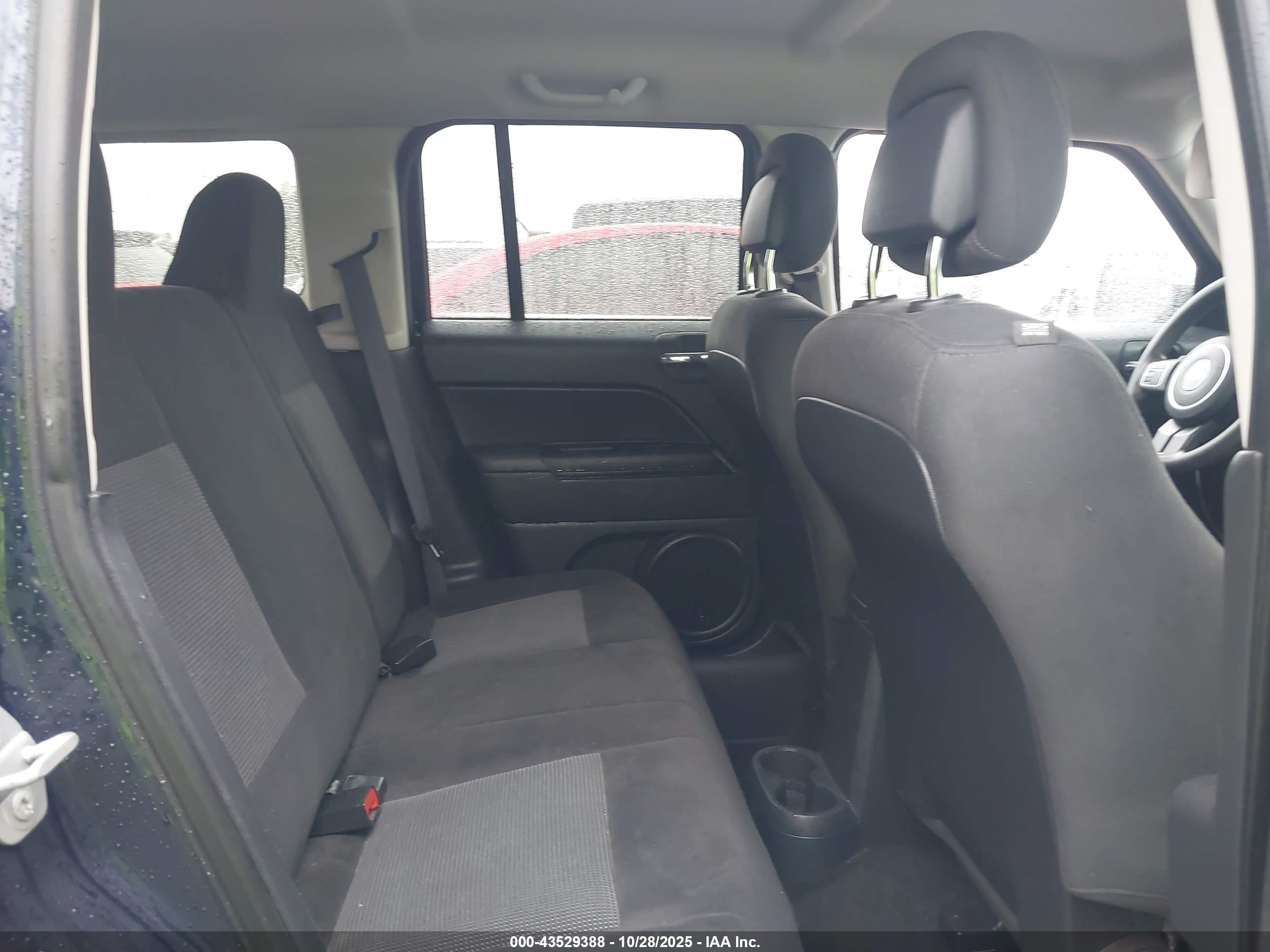 JEEP PATRIOT image 8