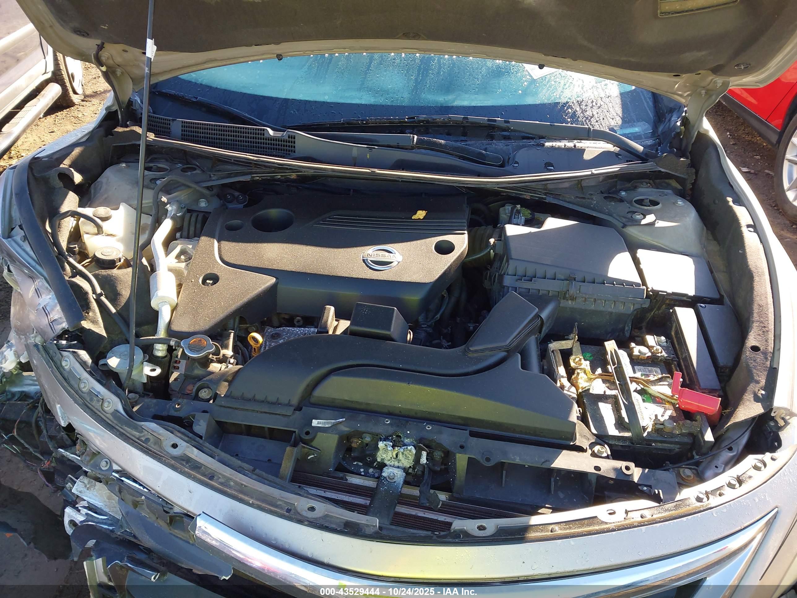 NISSAN ALTIMA image 10