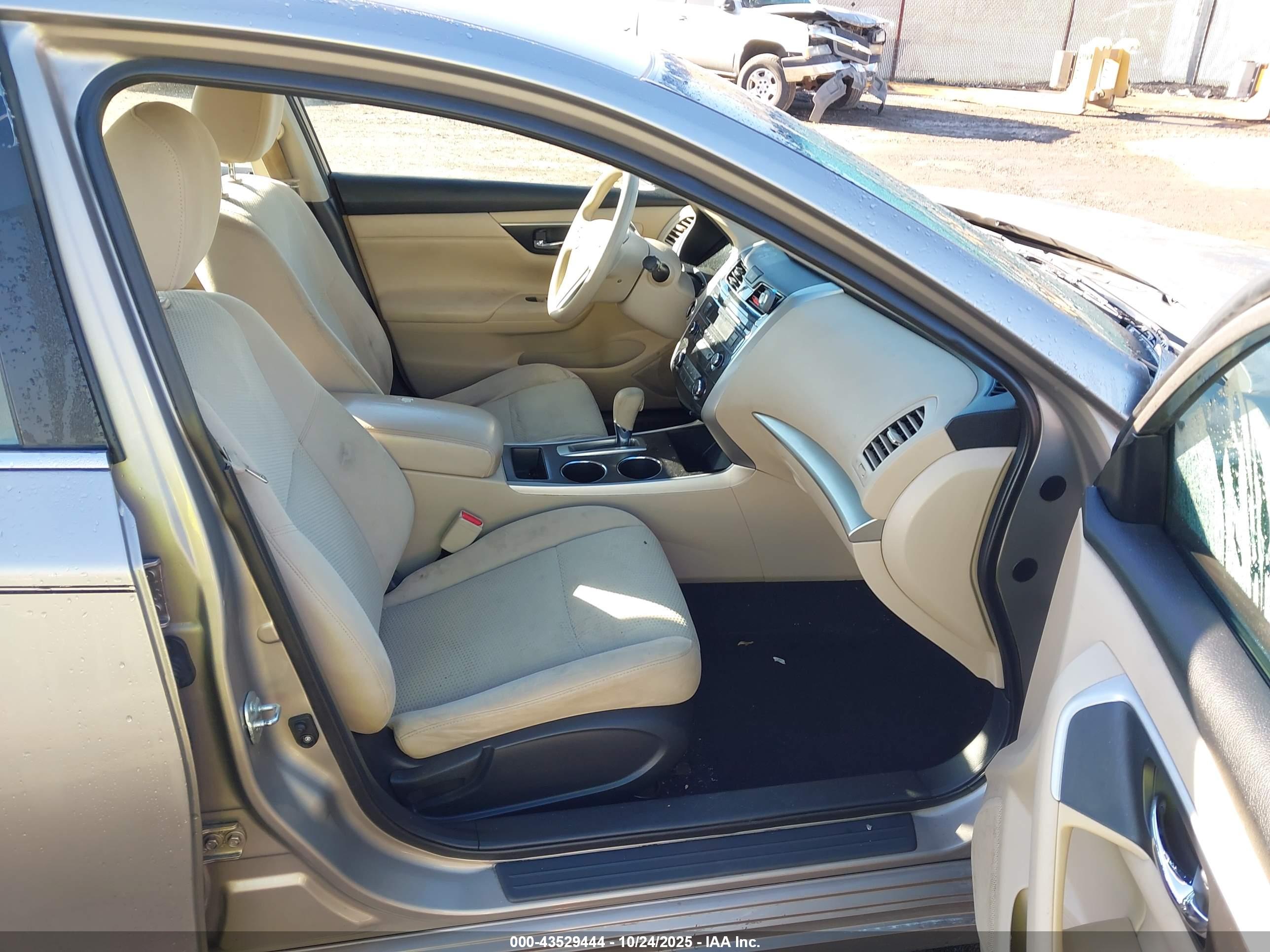 NISSAN ALTIMA image 5