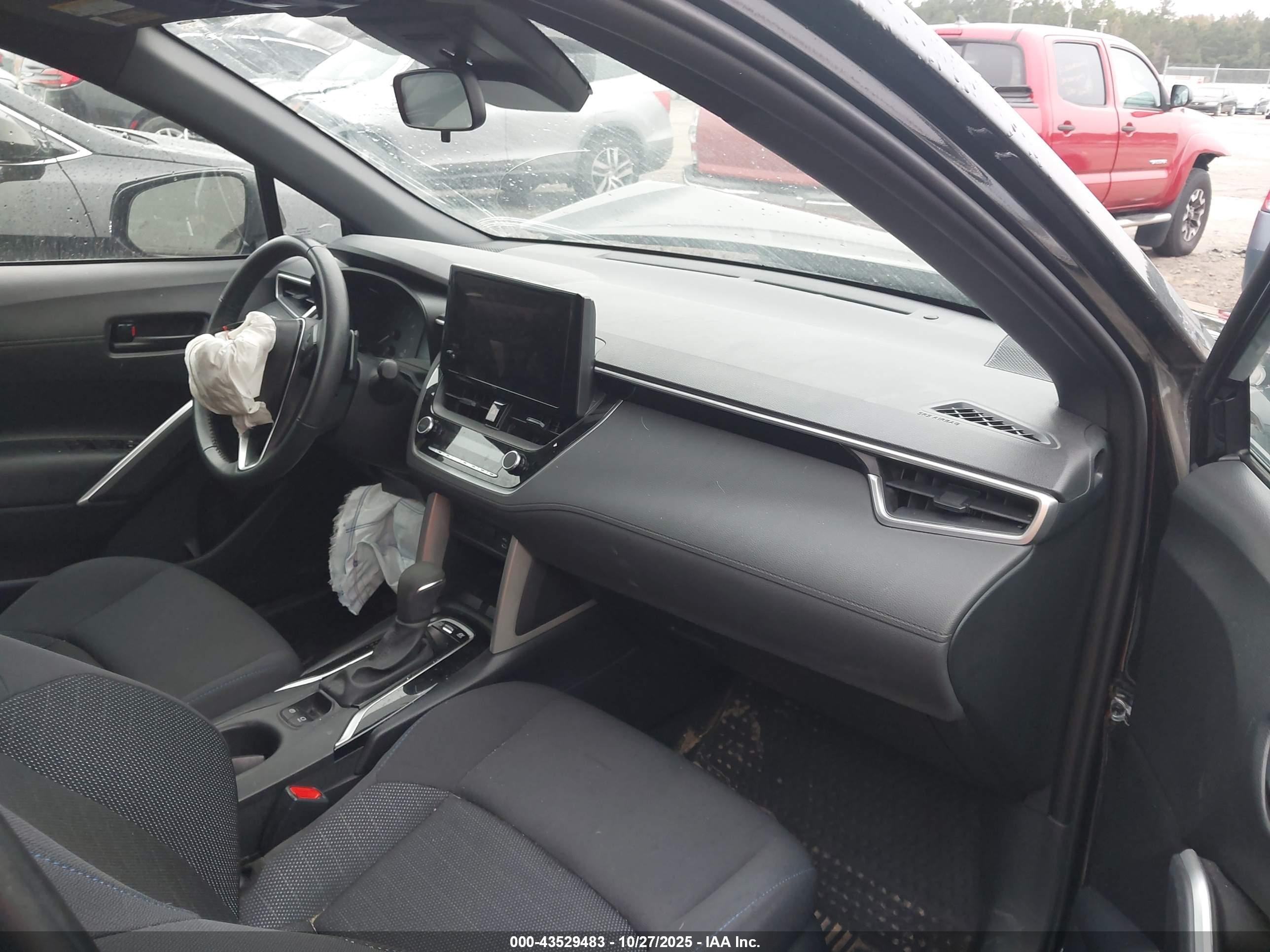 TOYOTA COROLLA image 5
