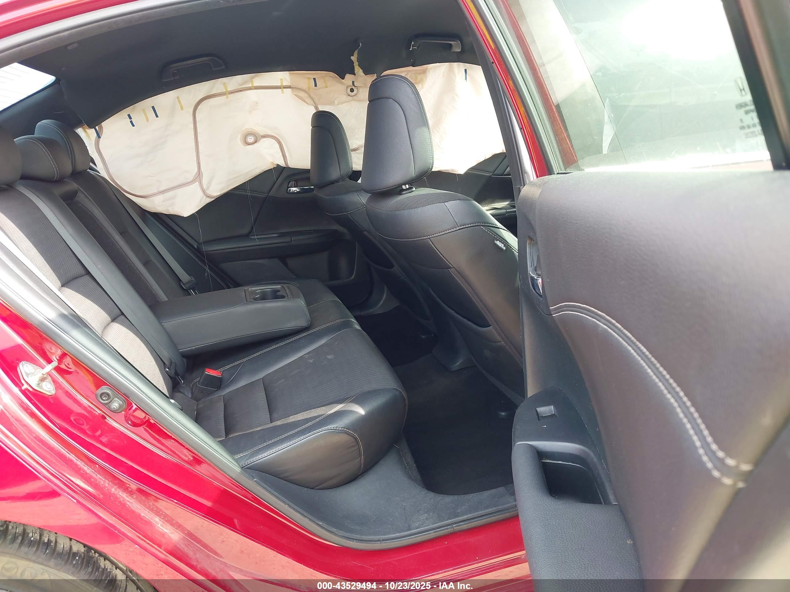 HONDA ACCORD image 8
