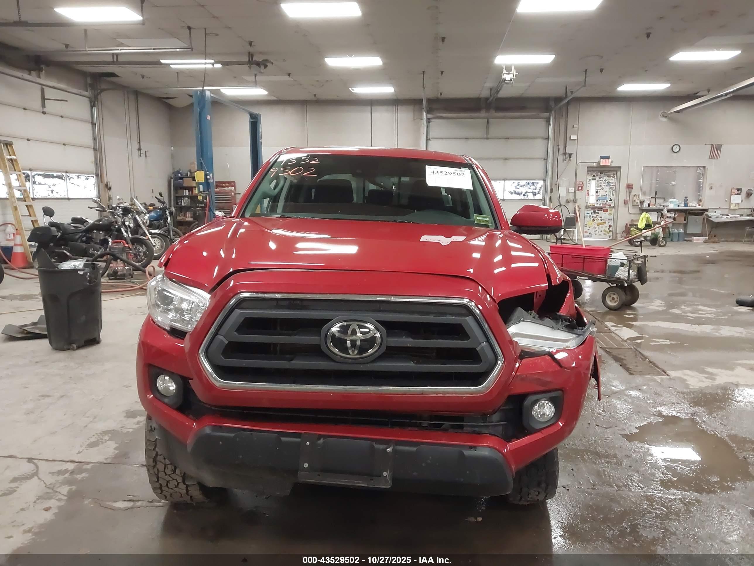 TOYOTA TACOMA image 6