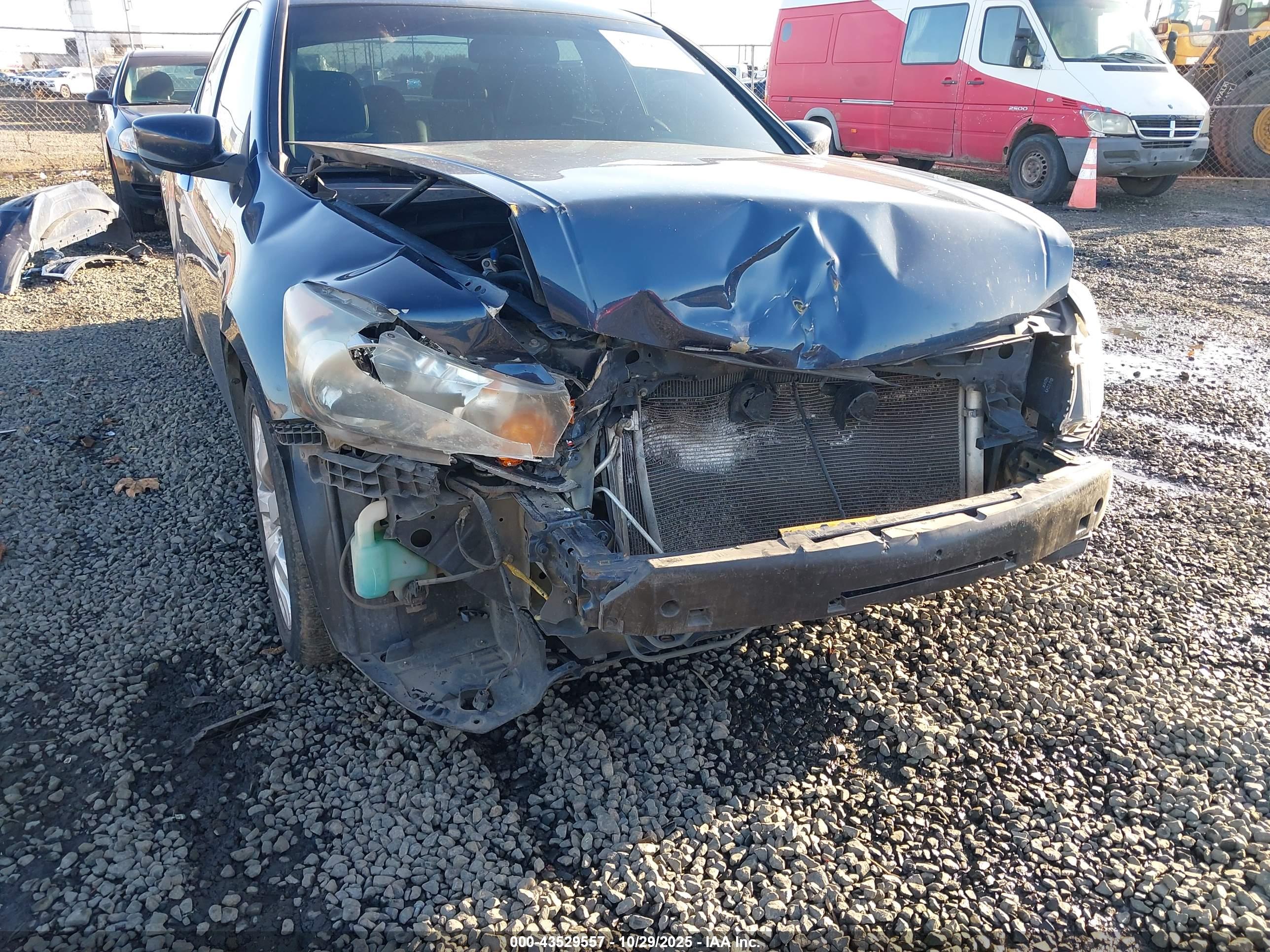 HONDA ACCORD image 6