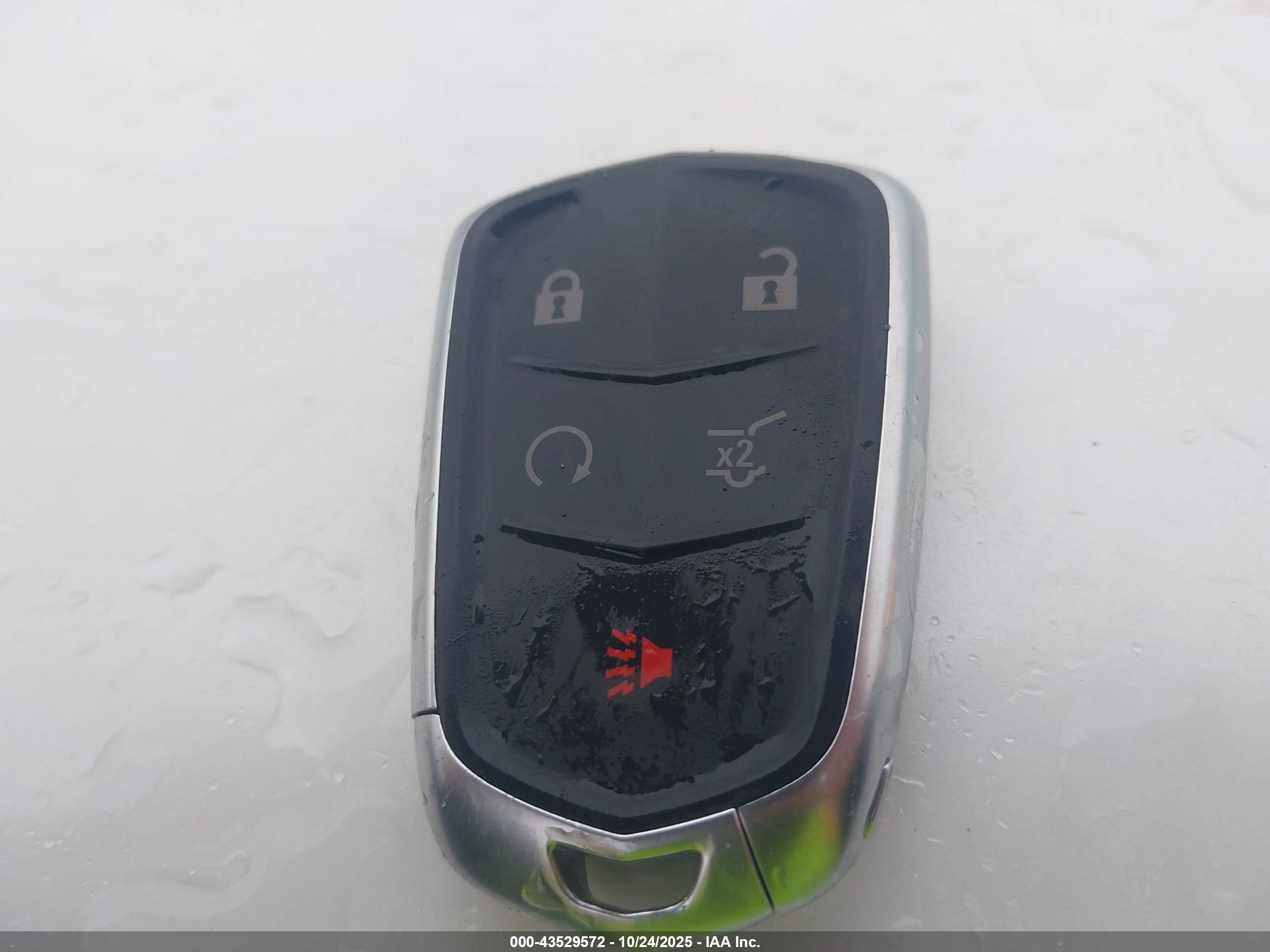 CADILLAC XT6 image 11