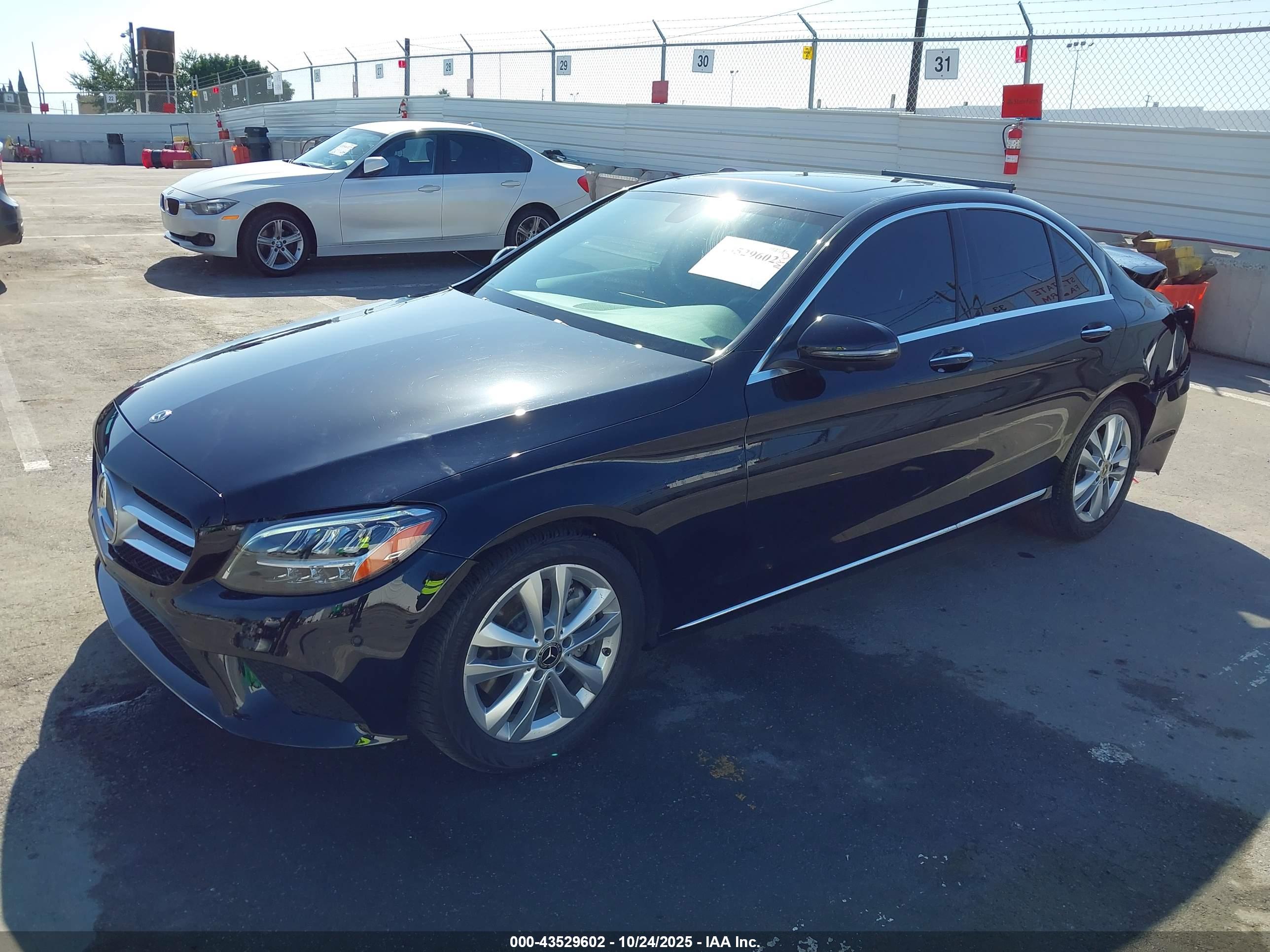 MERCEDES-BENZ C image 2