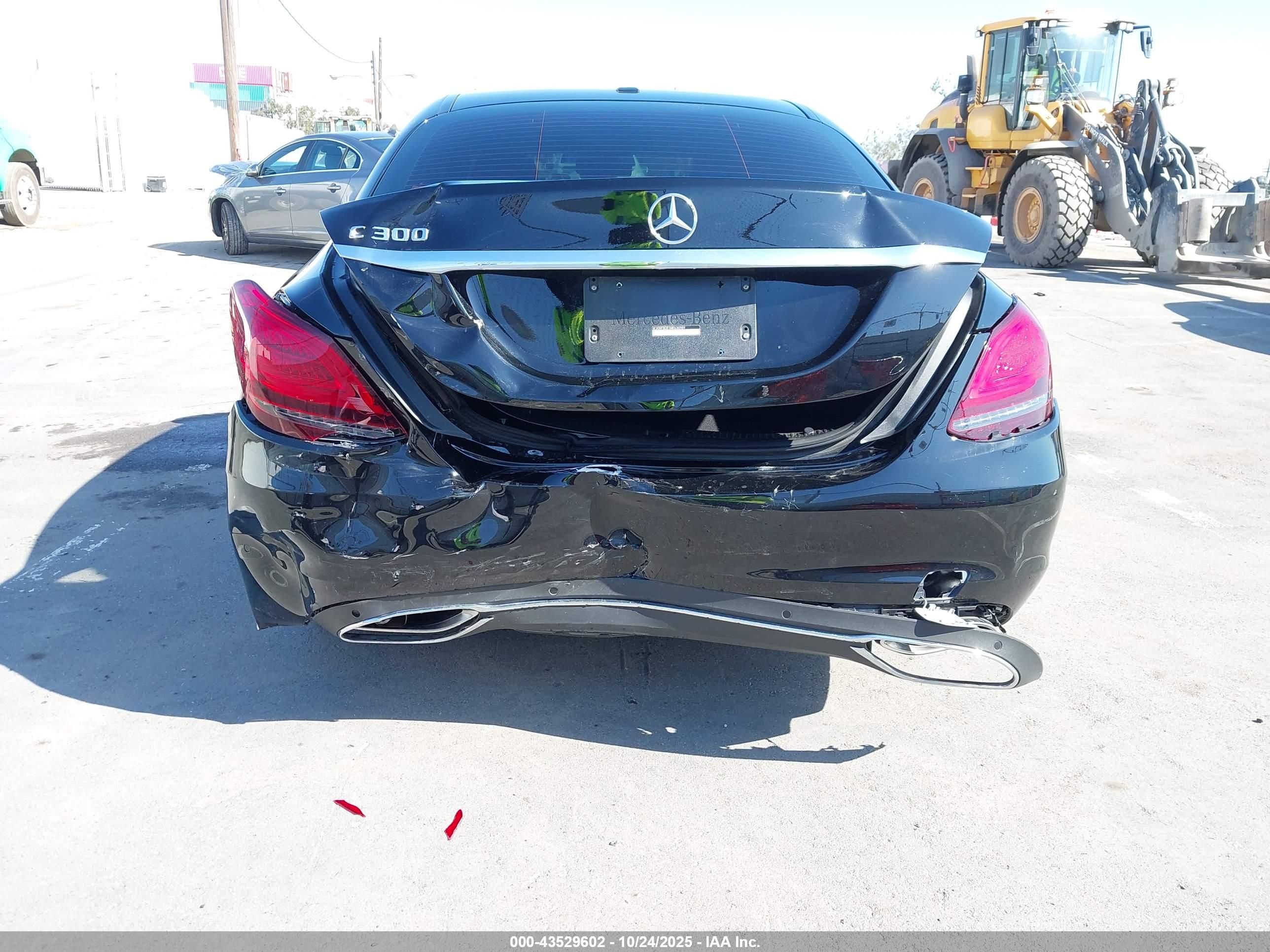 MERCEDES-BENZ C image 6