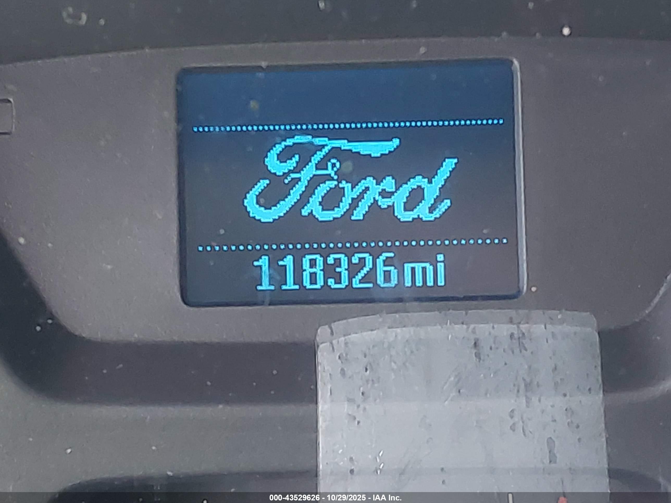 FORD TRANSIT-350 image 7