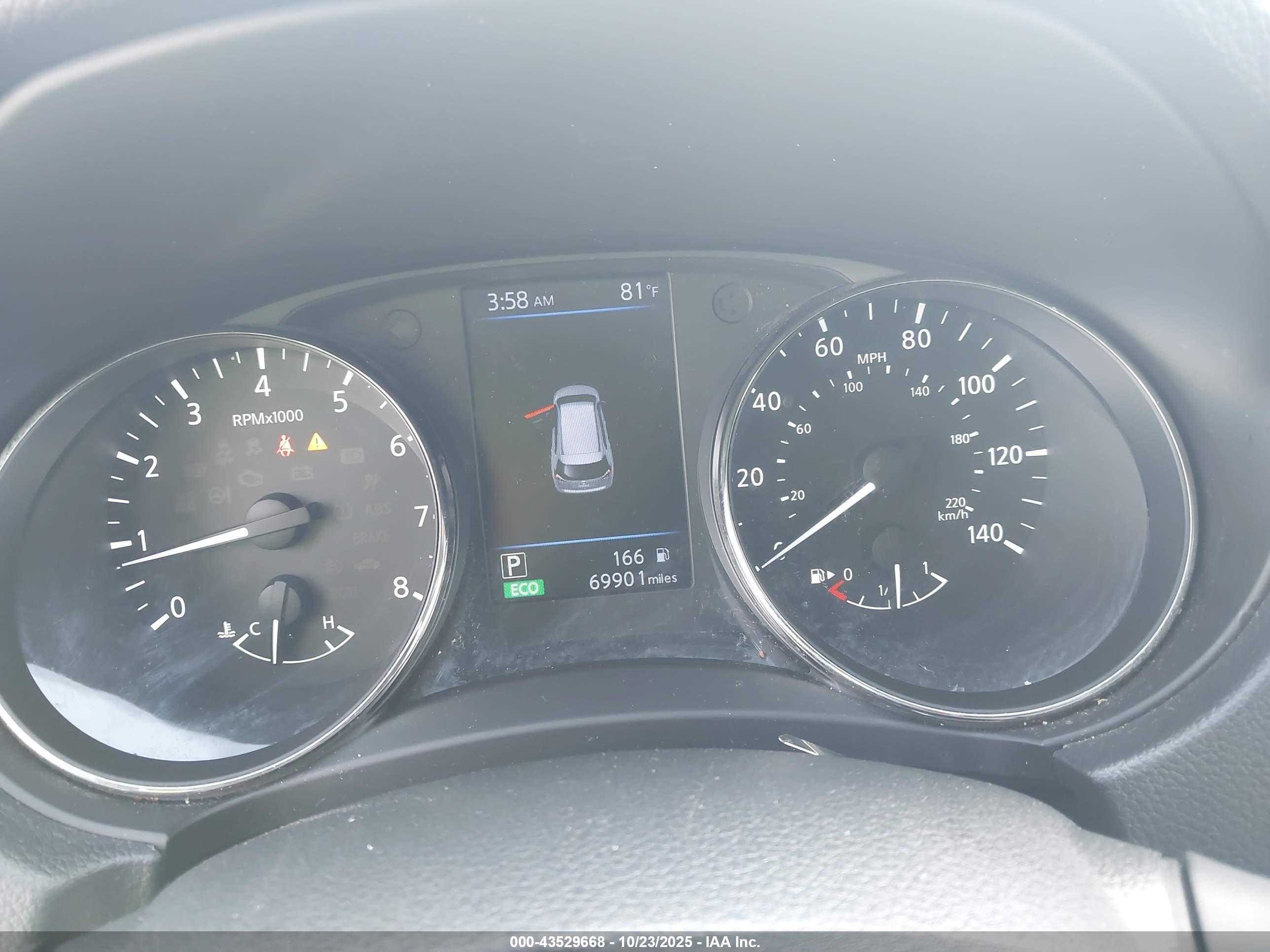 NISSAN ROGUE image 7