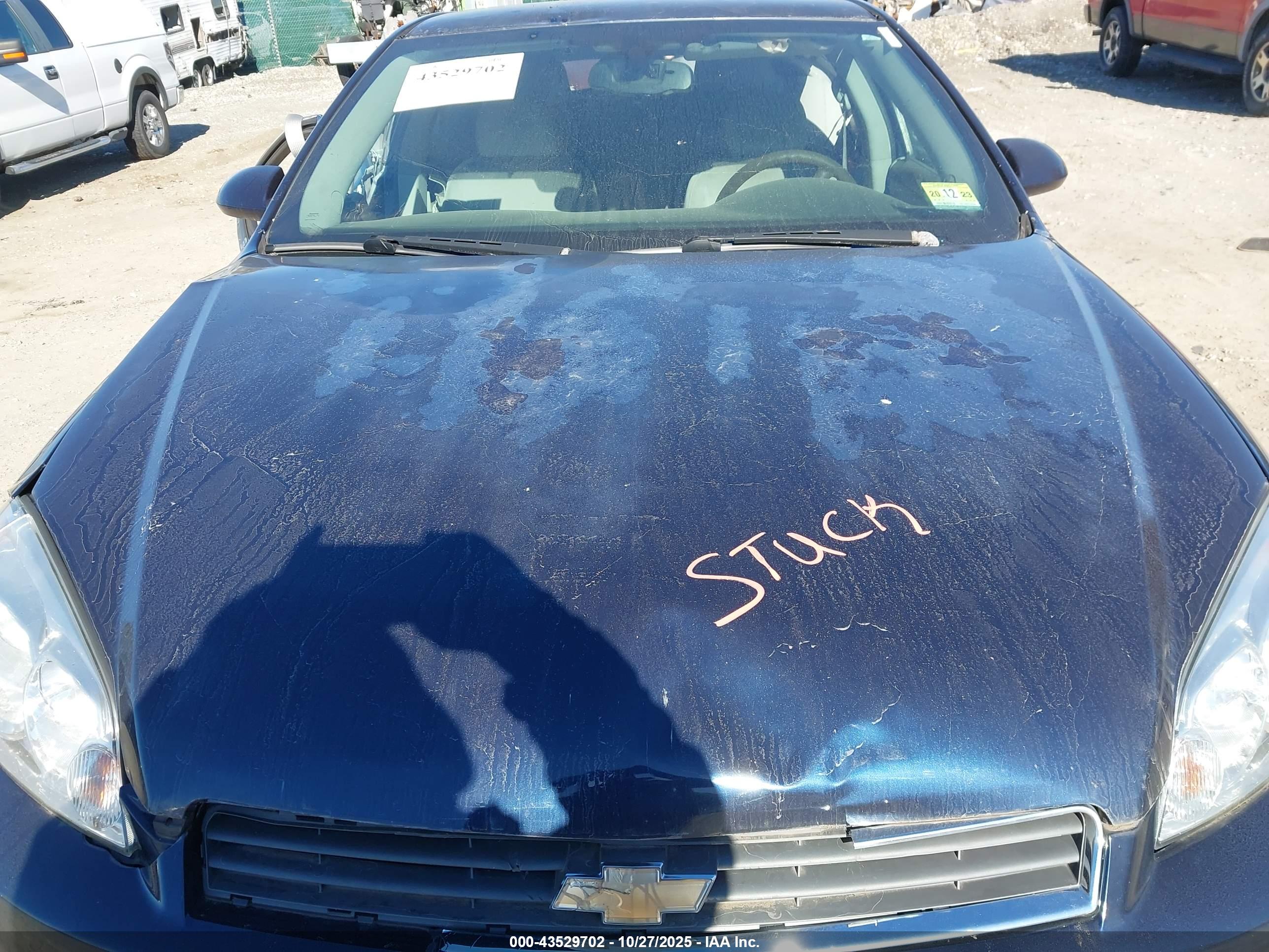 CHEVROLET IMPALA image 10