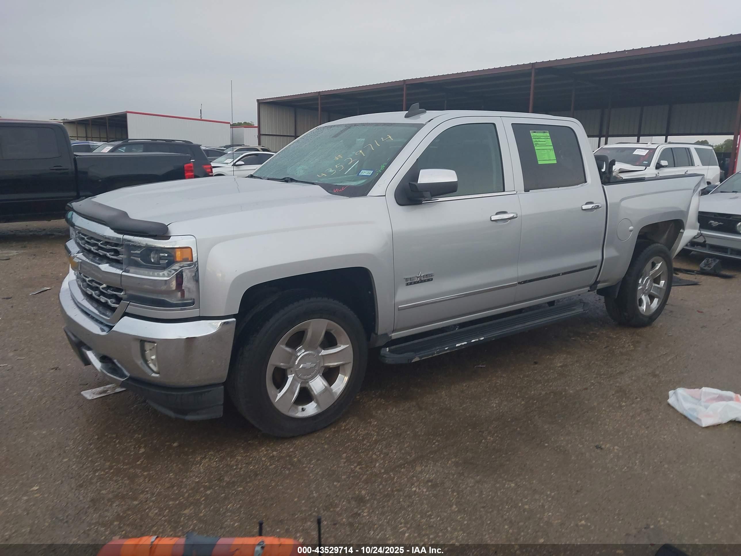 CHEVROLET SILVERADO image 2